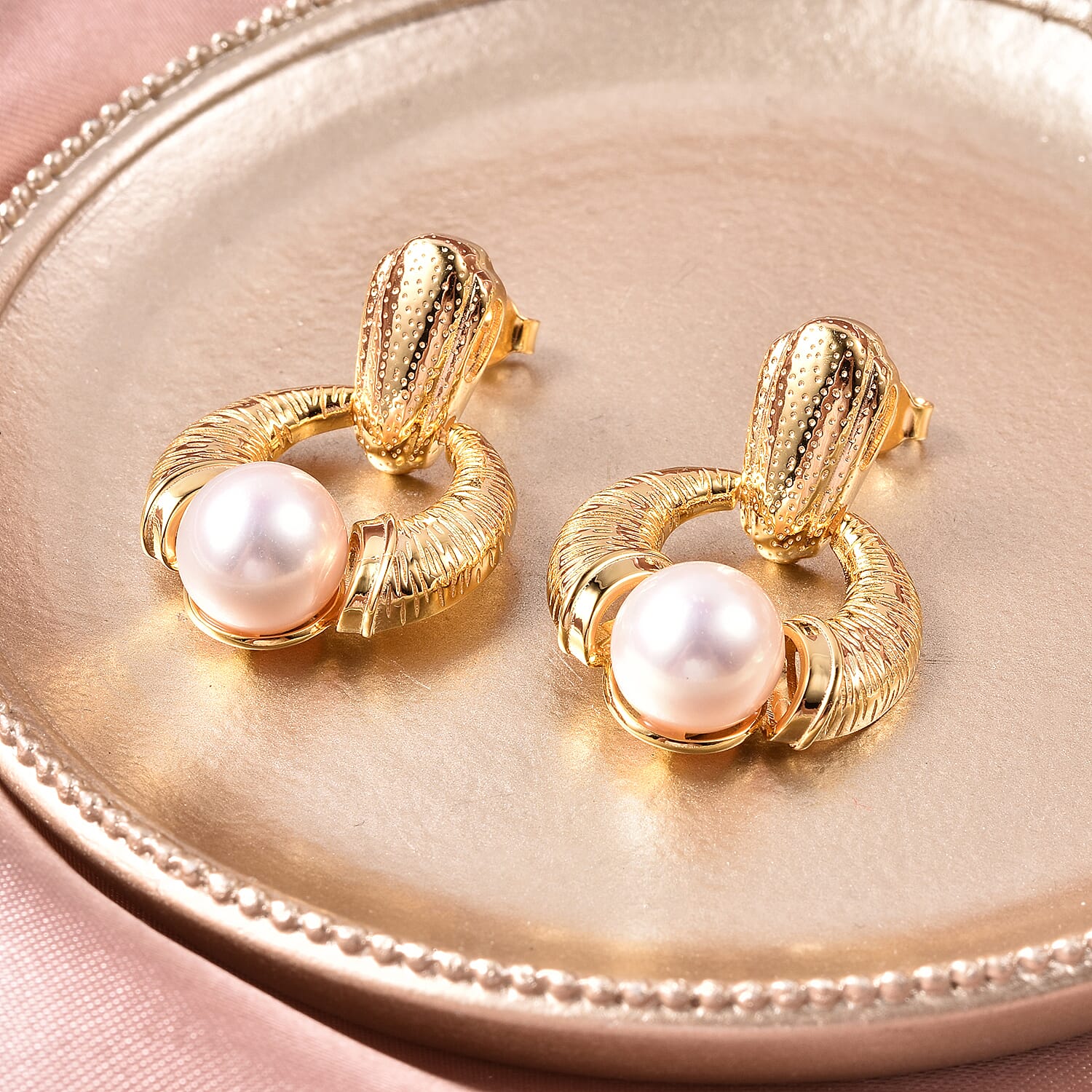 Edison Pearl Earrings with Push Back in Yellow Gold Overlay Sterling Silver 16.13 Ct, Silver Wt. 6.60 Gms.