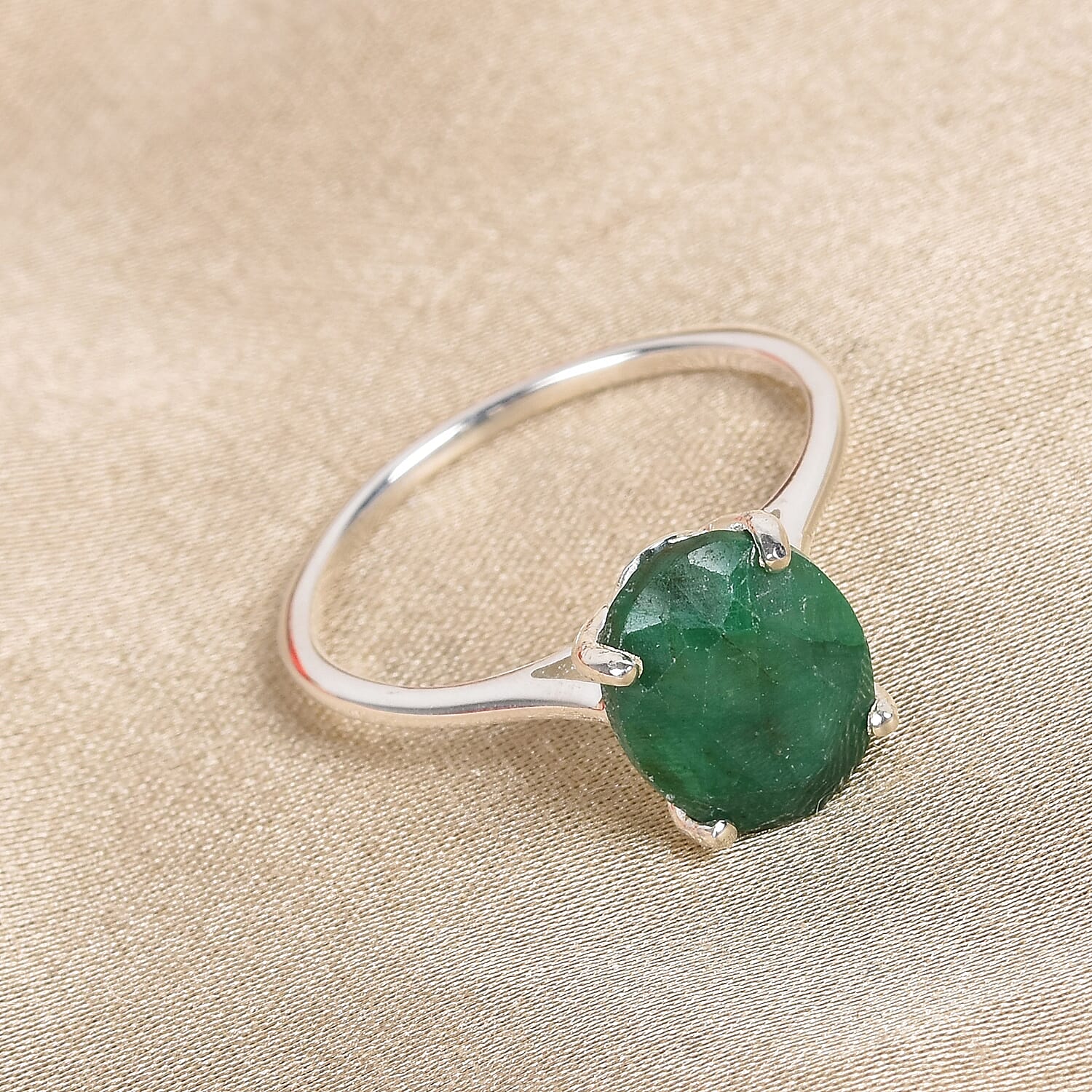 Green Corundum Solitaire Ring in Sterling Silver 3.75 Ct.