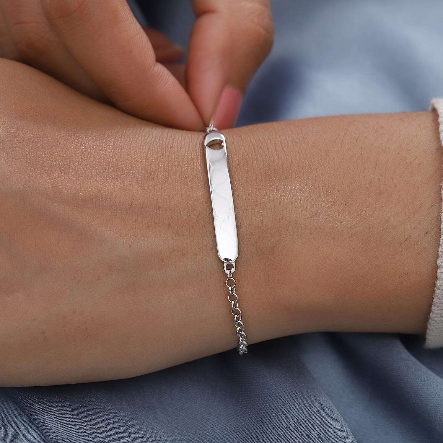 Platinum Overlay Sterling Silver Bracelet (Size 6)