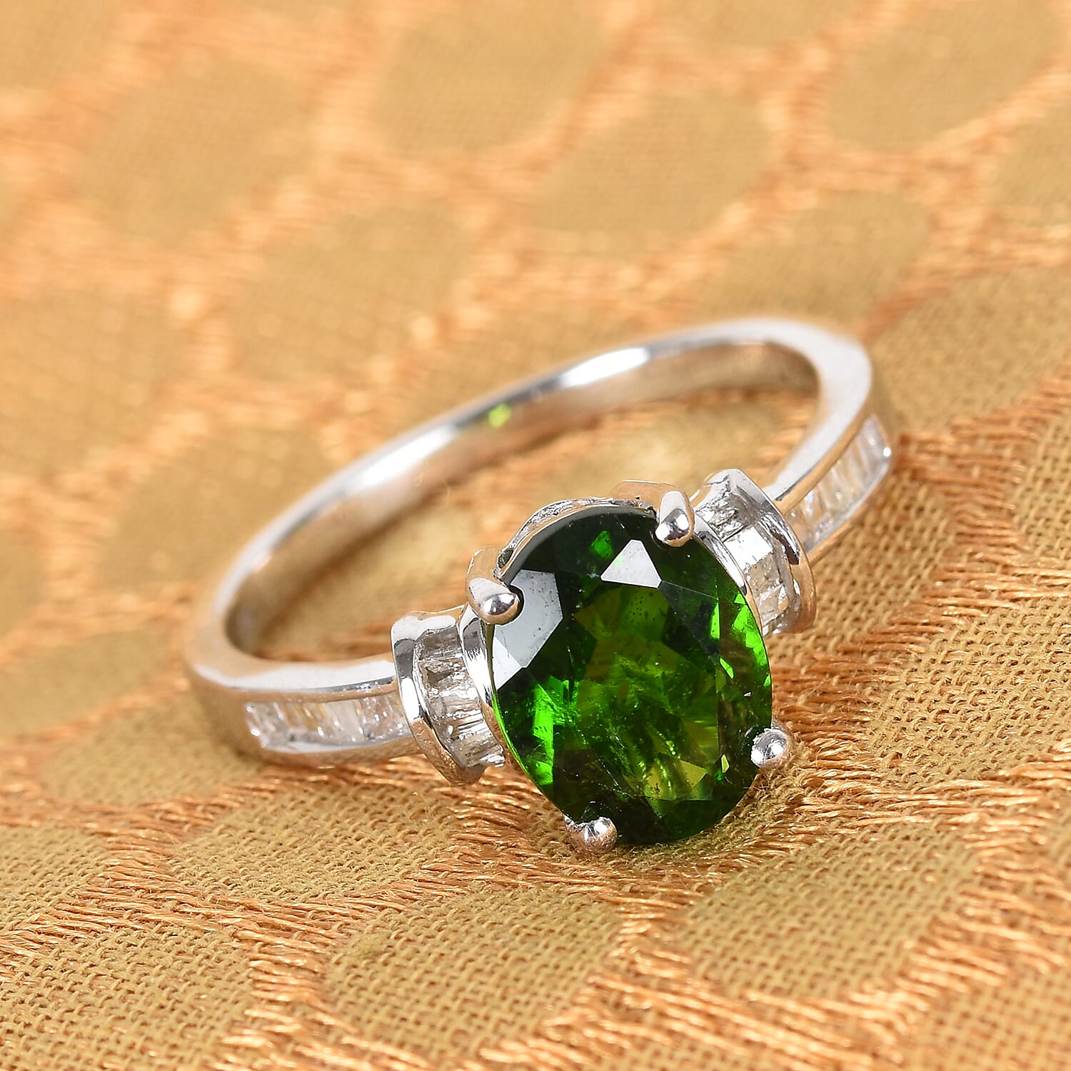Chrome Diopside(Ovl 9x7) and Diamond Ring in Platinum Overlay Sterling Silver 2.00 Ct.