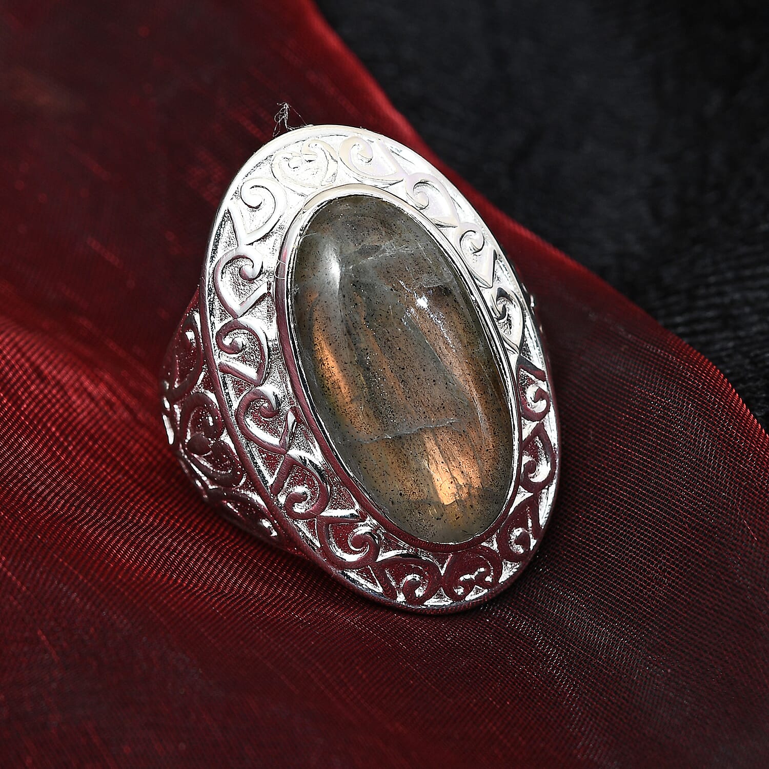 Fire Labradorite Ring with Magnet in Silver Tone