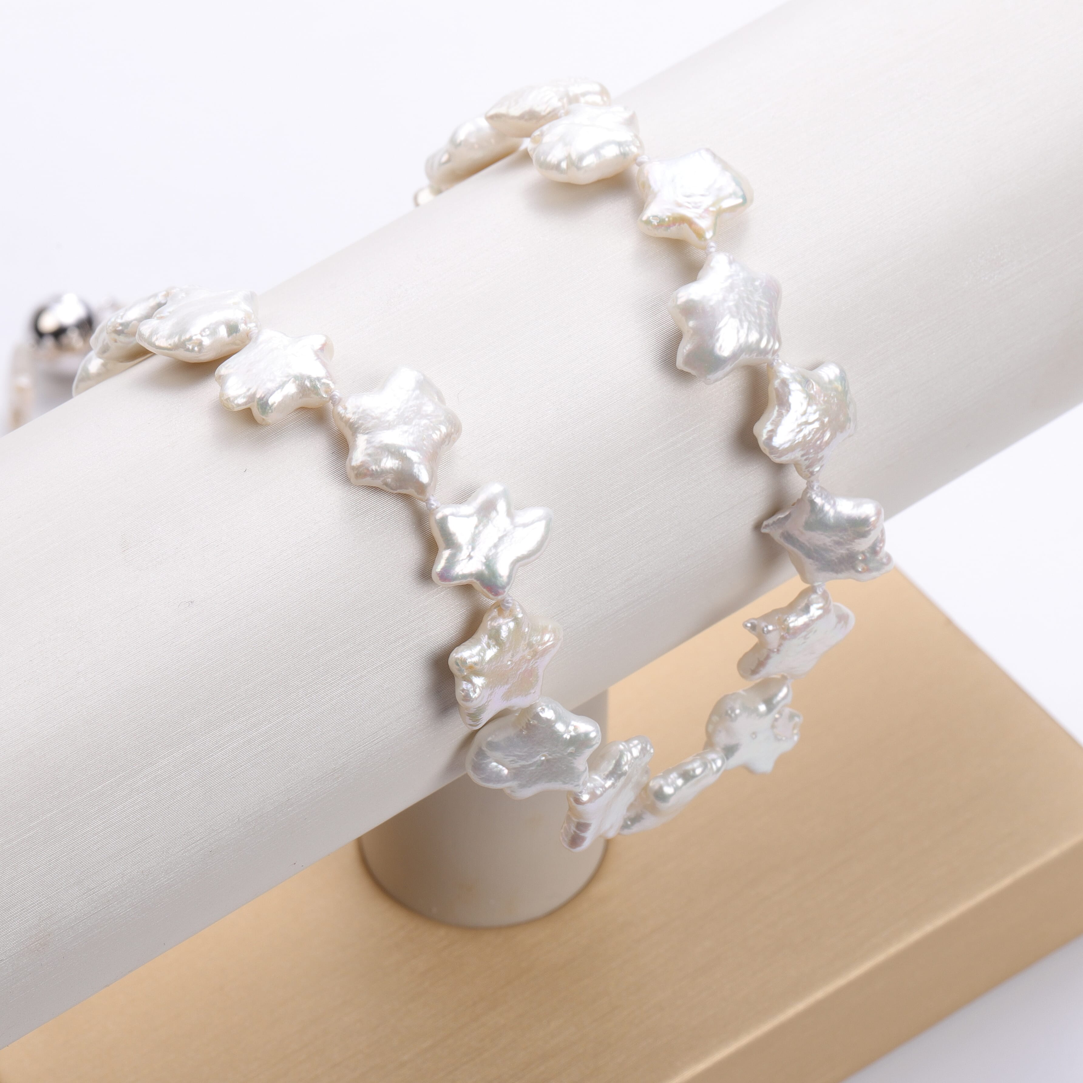 Baroque White Pearl Star Necklace (Size 20 with Magnetic Lock) in Rhodium Overlay Sterling Silver