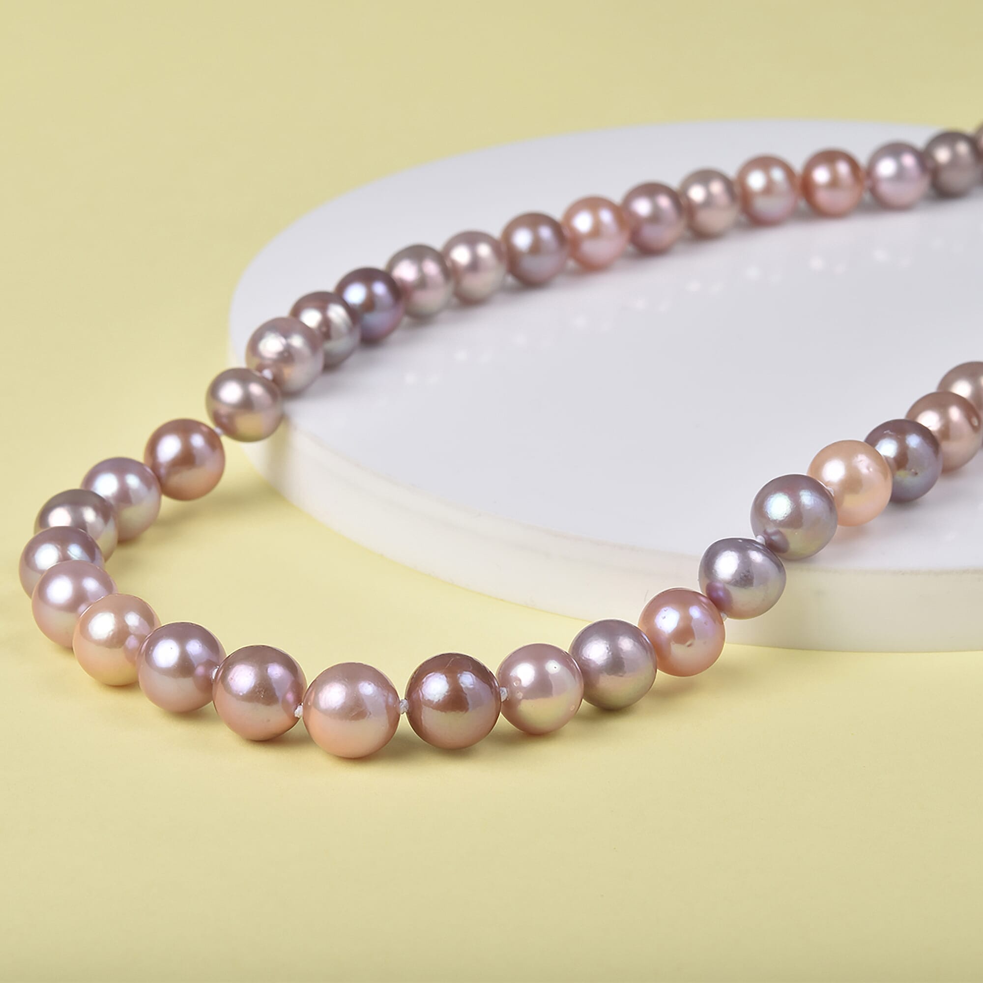 Multi Colour Edison Pearl and Chrome Diopside Necklace (Size20) with Dragon Lock in Yellow Gold Overlay Sterling Silver