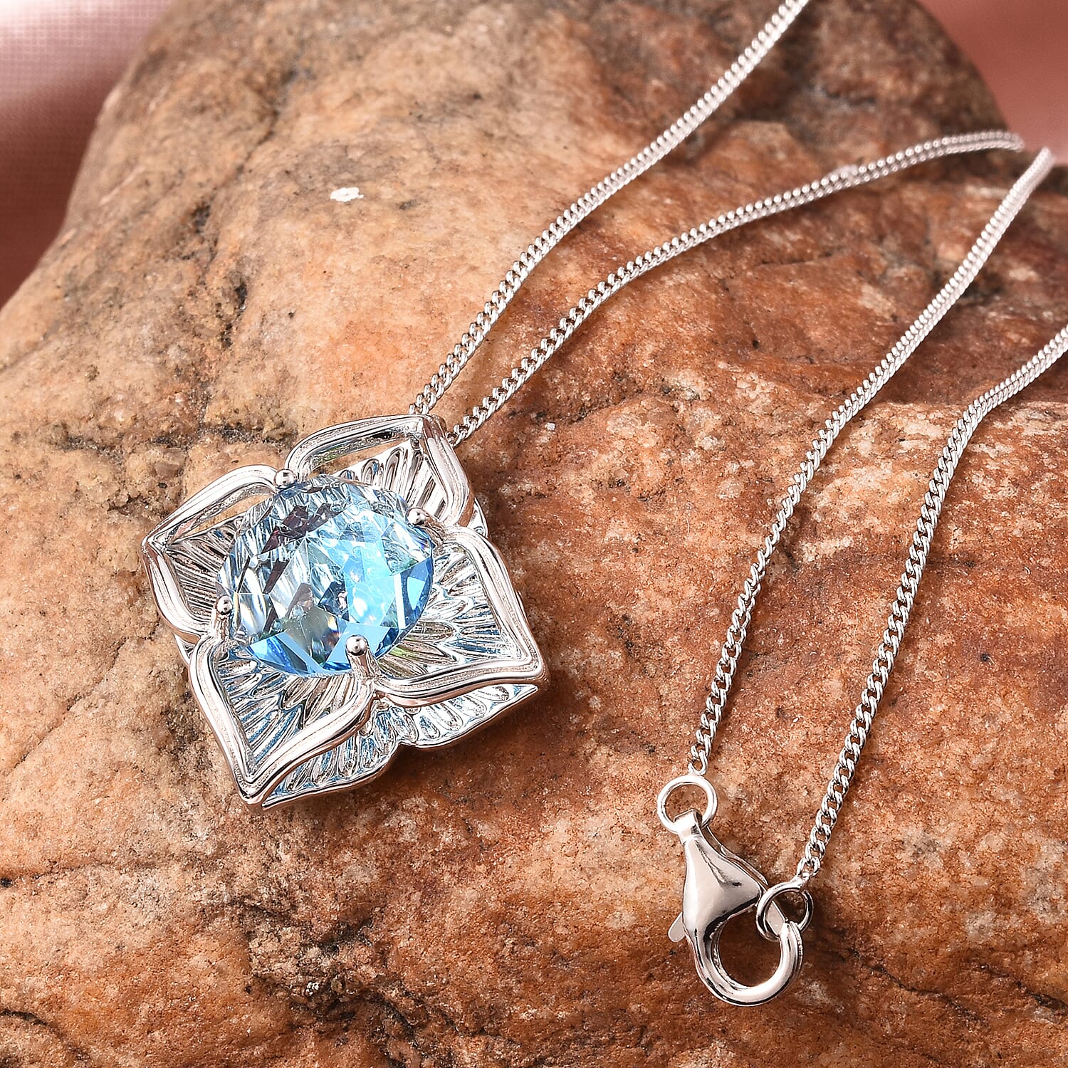 Galatea DavinChi Cut Collection - Blue Topaz, Chrome Diopside and Mozambique Garnet Pendant with Chain (Size 18) in Rhodium Overlay Sterling Silver 4.00 Ct.