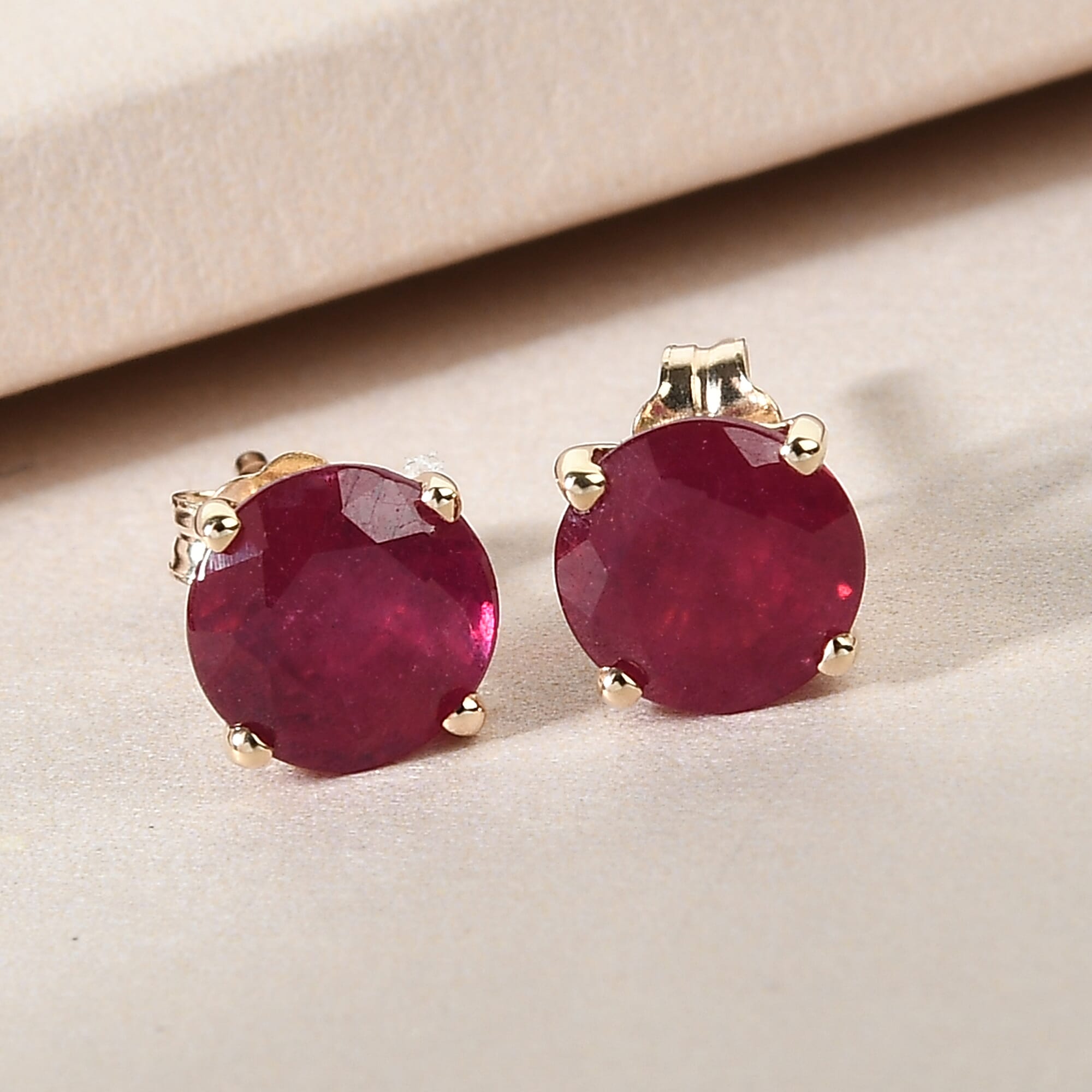 9K Yellow Gold AA African Ruby (FF) Stud Earrings (with Push Back) 2.45 Ct.