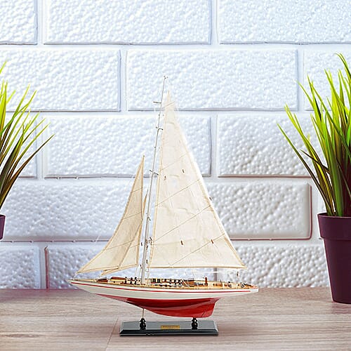 Decorative The Endeavour 1934 Sailboat Model in Red Cedar -  Red and White (Size 61x11.4x80 cm)