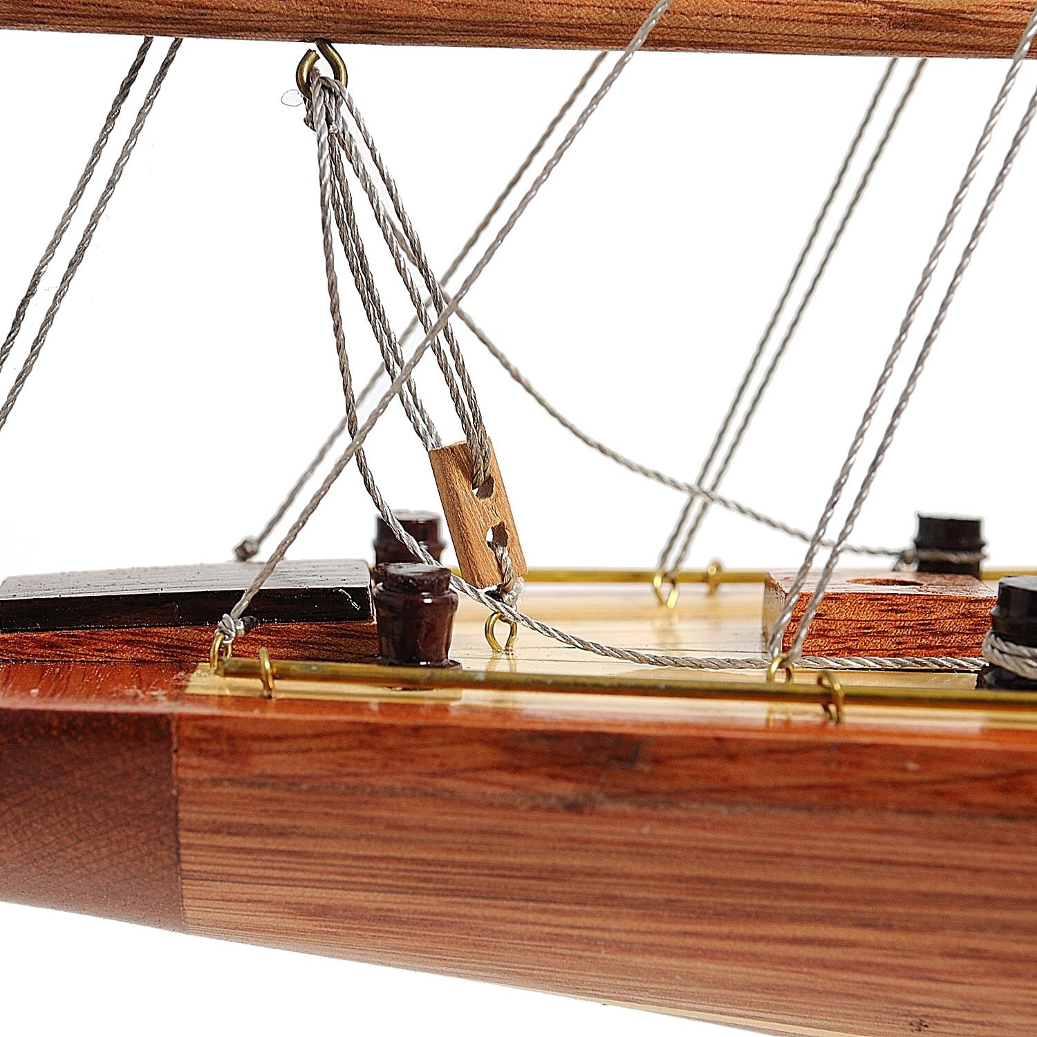 Decorative The Endeavour 1934 Sailboat Model in Red Cedar (Size 61x12.7x78.7 cm)