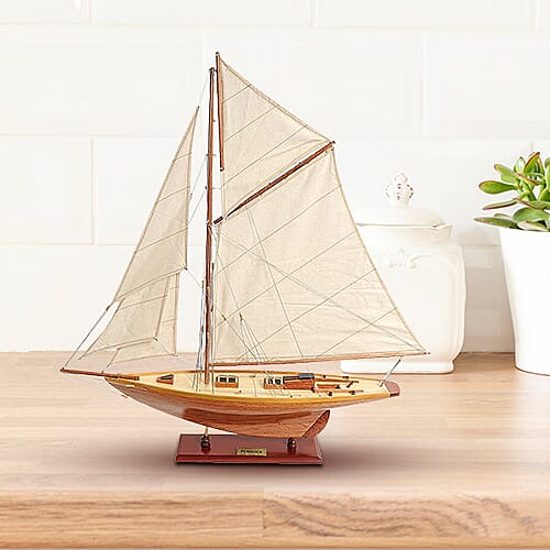 Decorative Pen Duick 1898 Boat Model in Red Cedar (Size 72.4x12.7x80 cm)