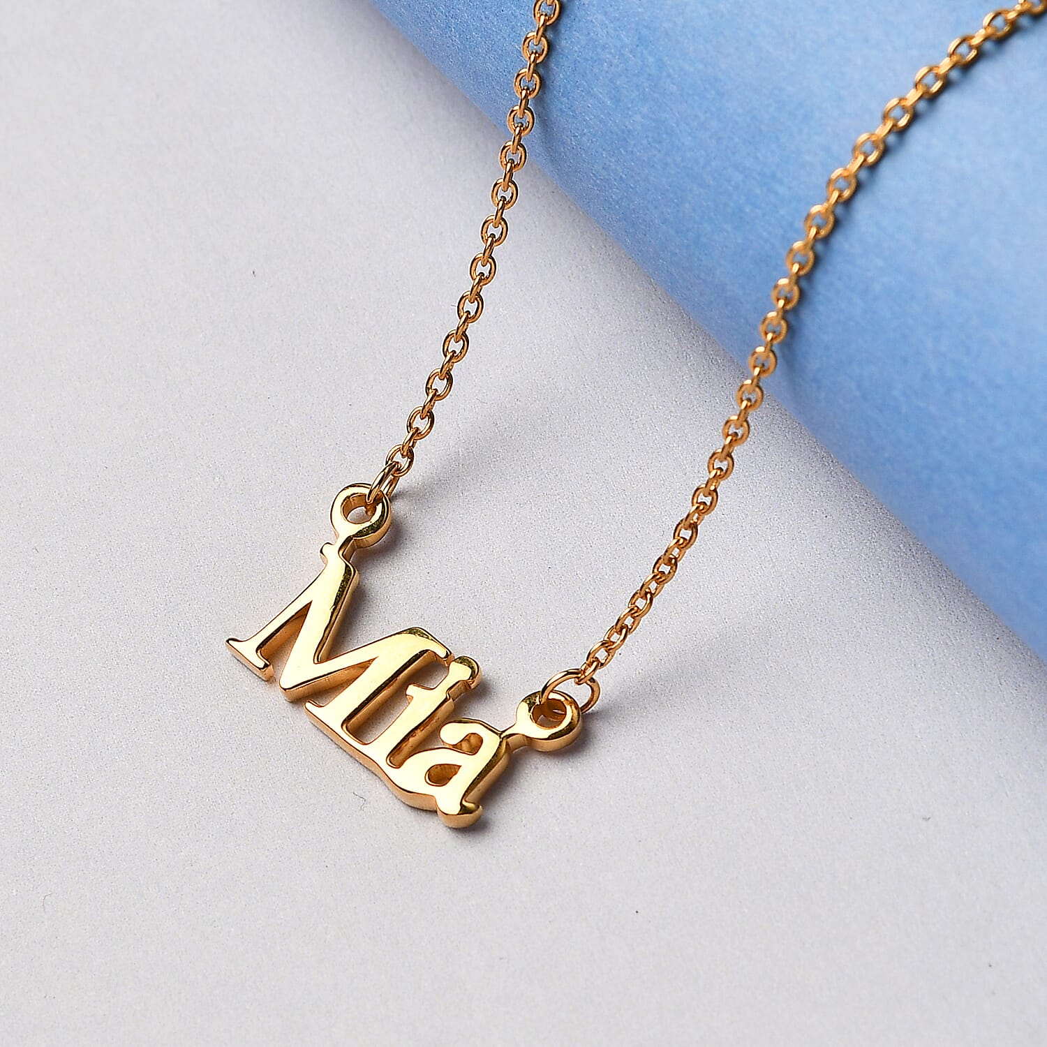 Mila 2025 name necklace