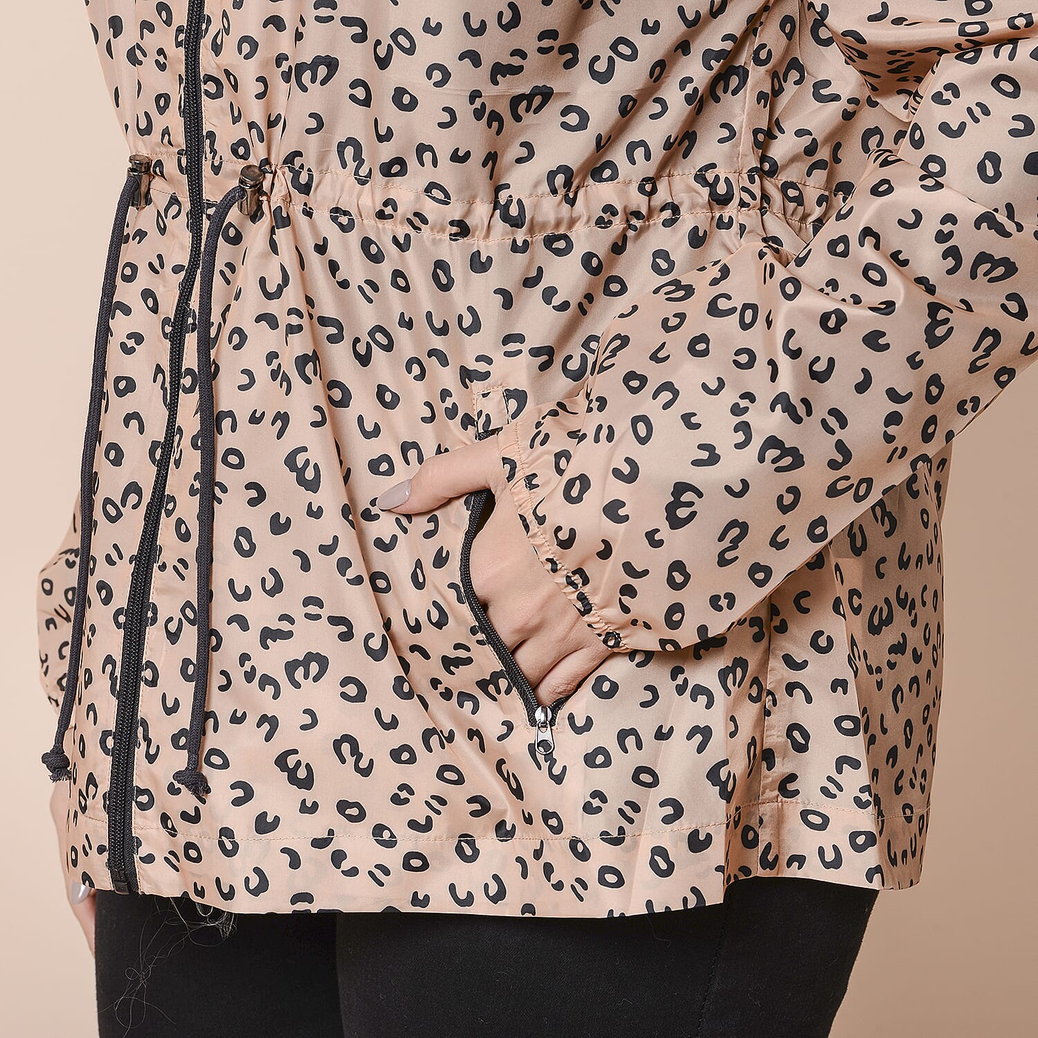 LA MAREY Water and Wind Resistant Packable Brown Leopard Pattern Jacket 