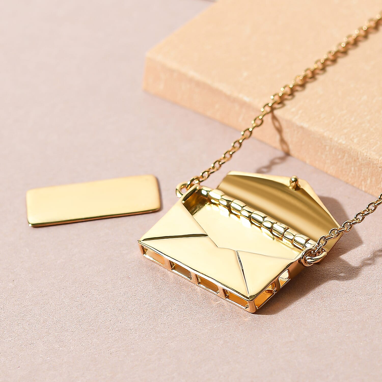 14K Gold Overlay Sterling Silver Envelope Necklace (Size 20), Silver Wt 7.43 Gms