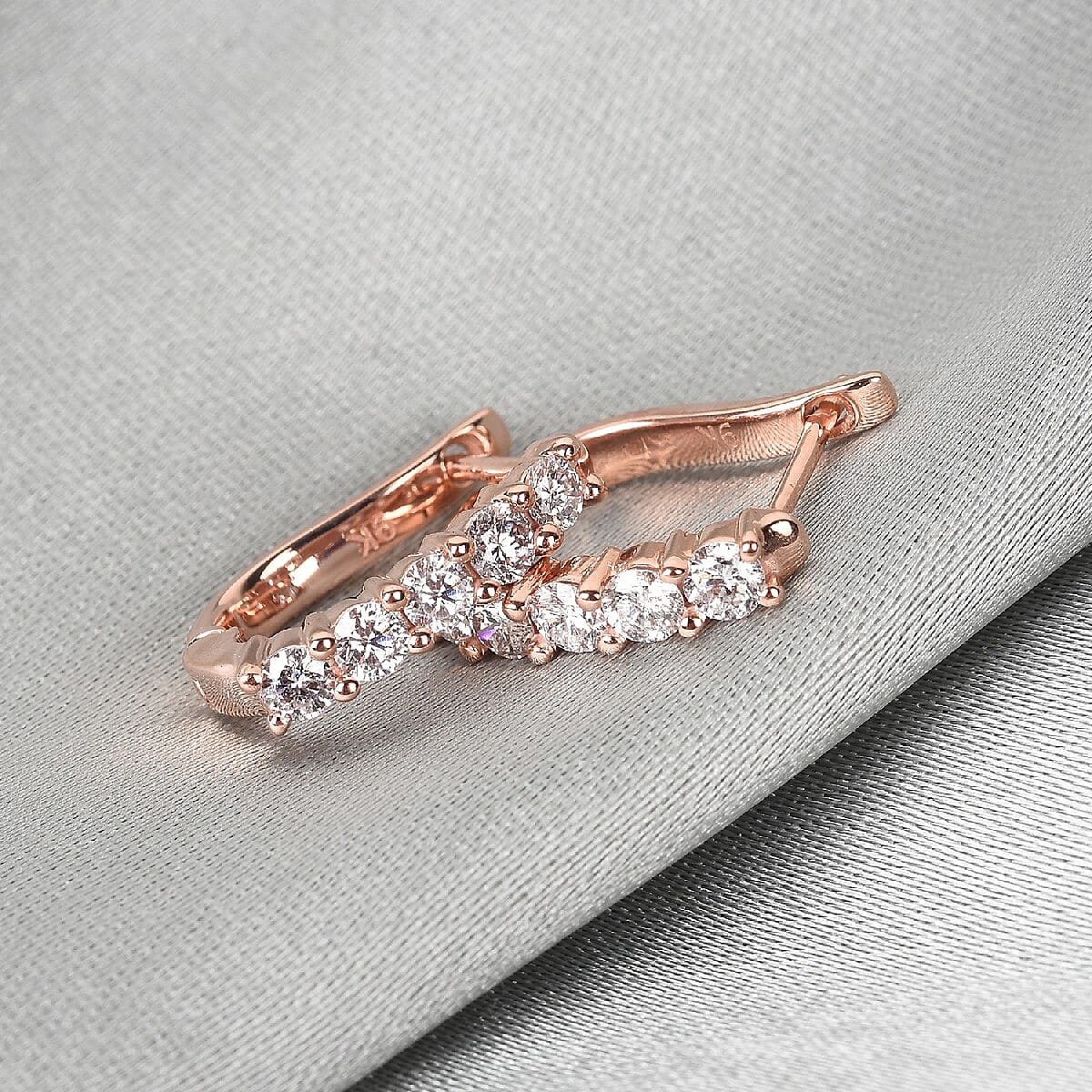 9K Rose Gold SGL Certified Pink Diamond (I2) Clasp Earrings 0.50 Ct.