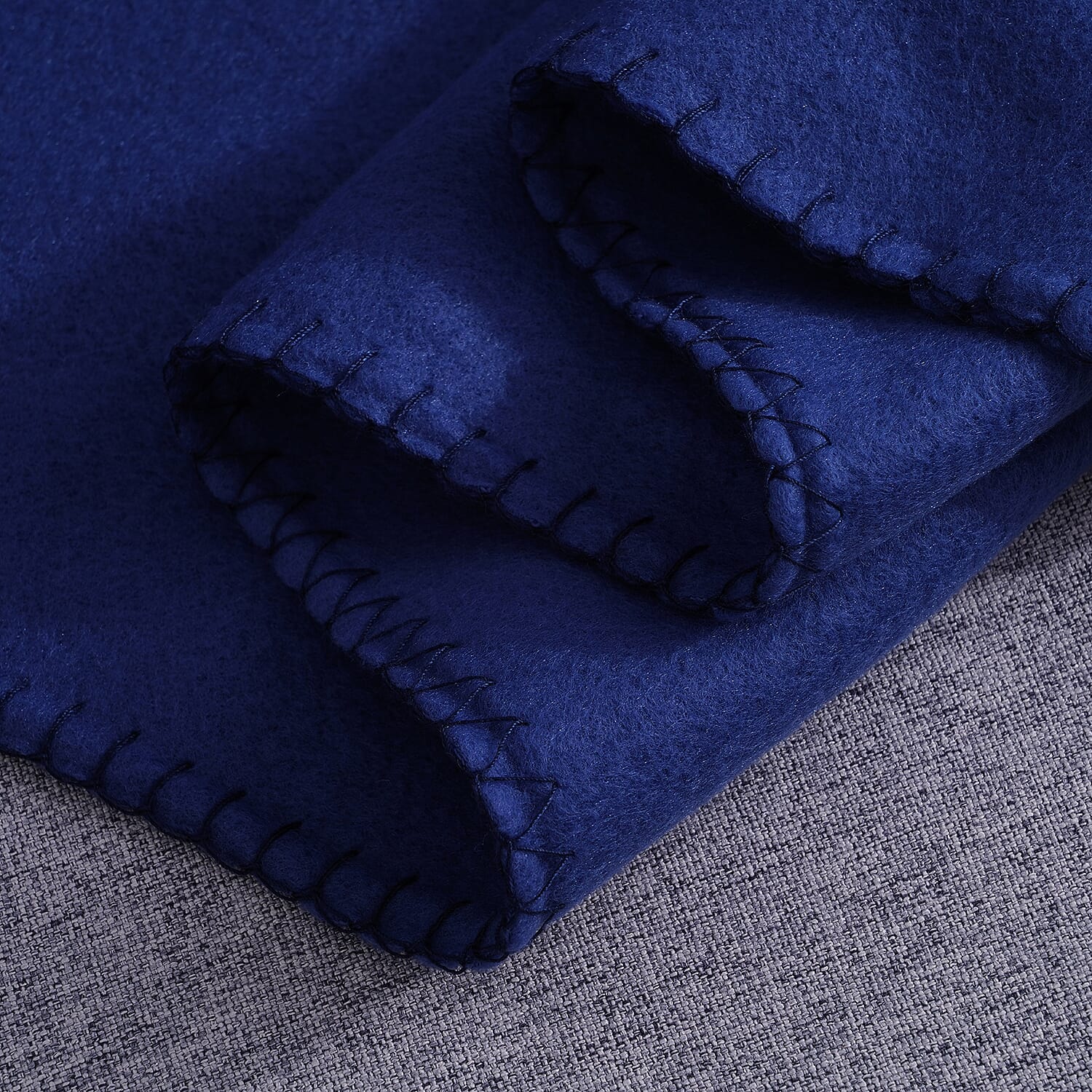 Solid Colour Fleece Throw (Size: 130x170cm) - Navy
