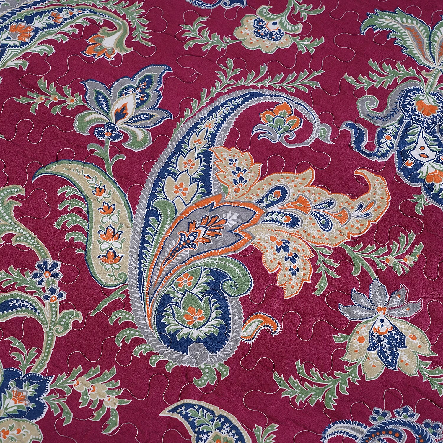 3 Piece Set - Microfiber Paisley Floral Printed Quilt and 2 Pillow Case - Burgundy and Multi