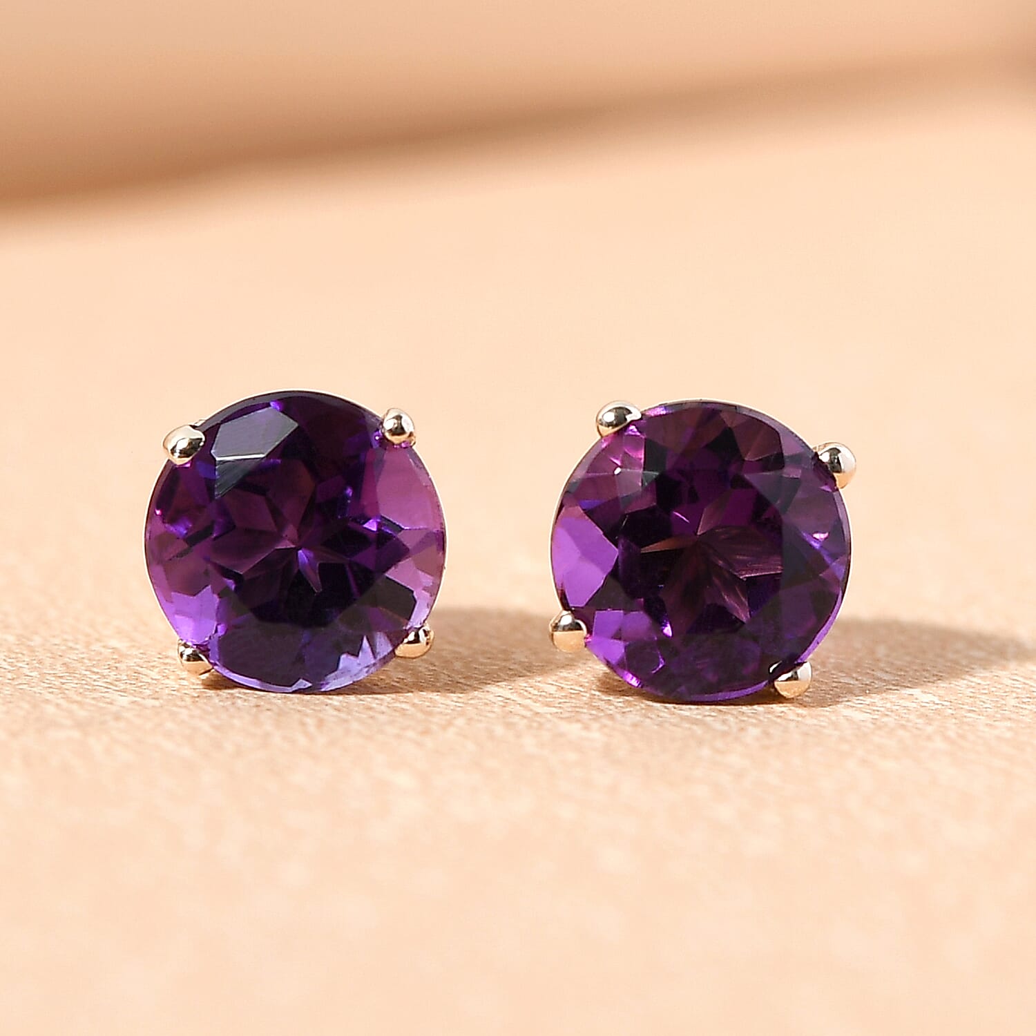 9K Yellow Gold Moroccan Amethyst Solitaire Stud Earrings (with Push Back) 0.89 Ct.