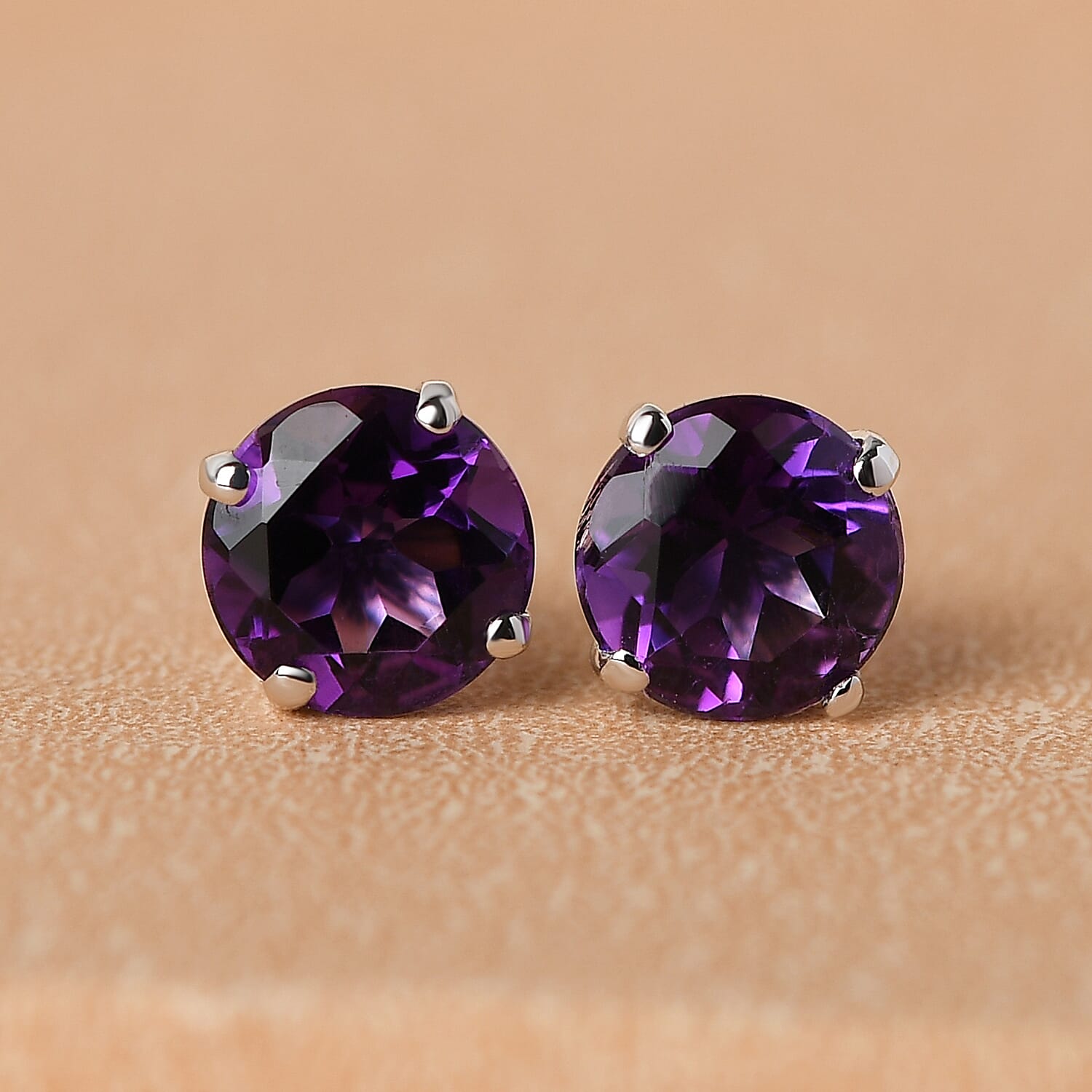 9K White Gold Moroccan Amethyst Solitaire Stud Earrings