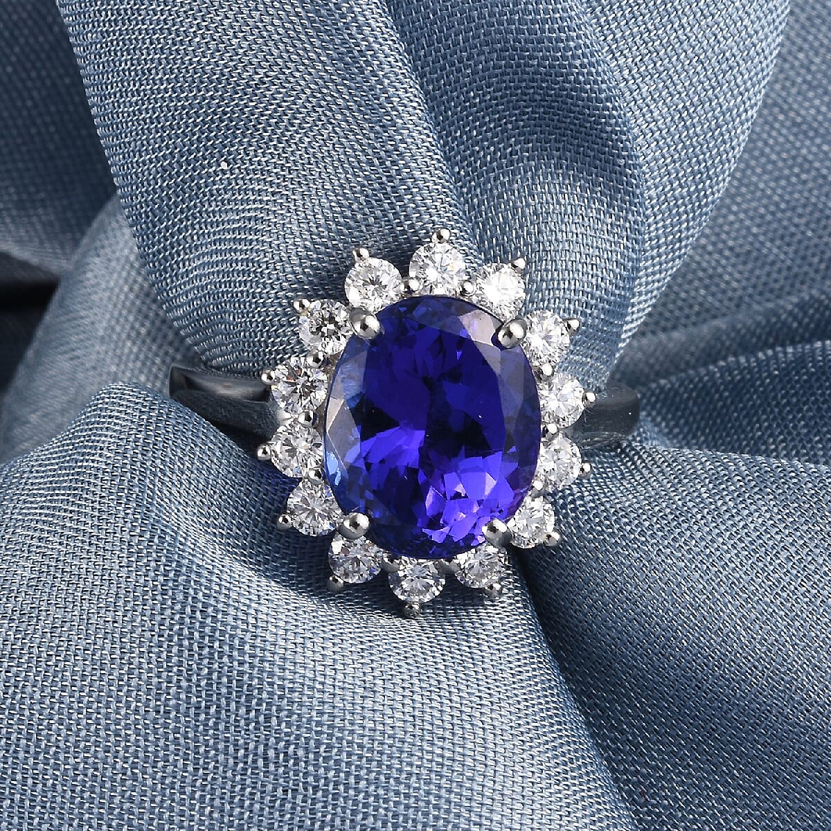 RHAPSODY 950 Platinum AAAA Tanzanite and White Diamond Ring 5.00 Ct, Platinum wt. 6.37 Gms