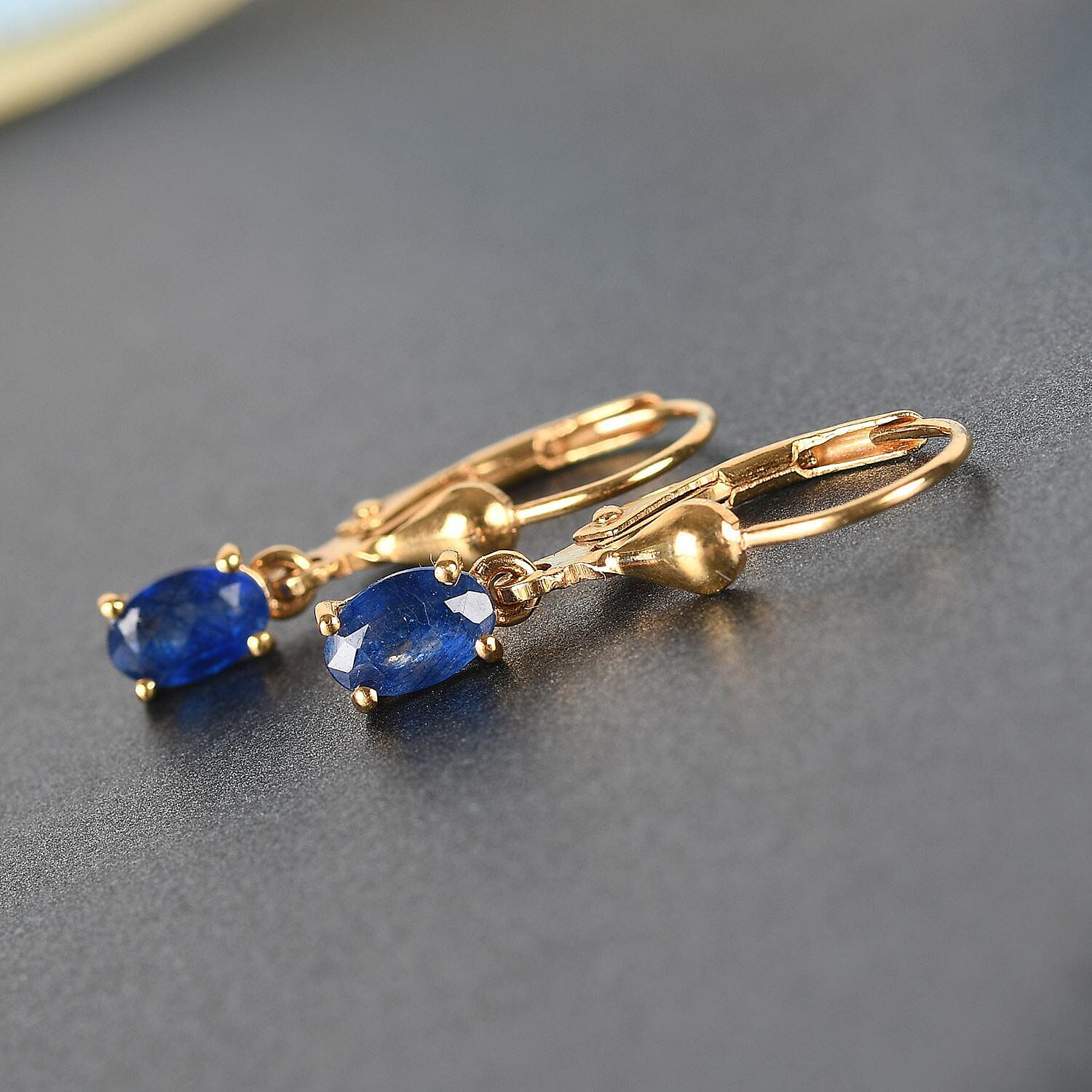 Masoala Sapphire (FF) Lever Back Earrings in 18K Vermeil Yellow Gold Plated Sterling Silver 1.48 Ct