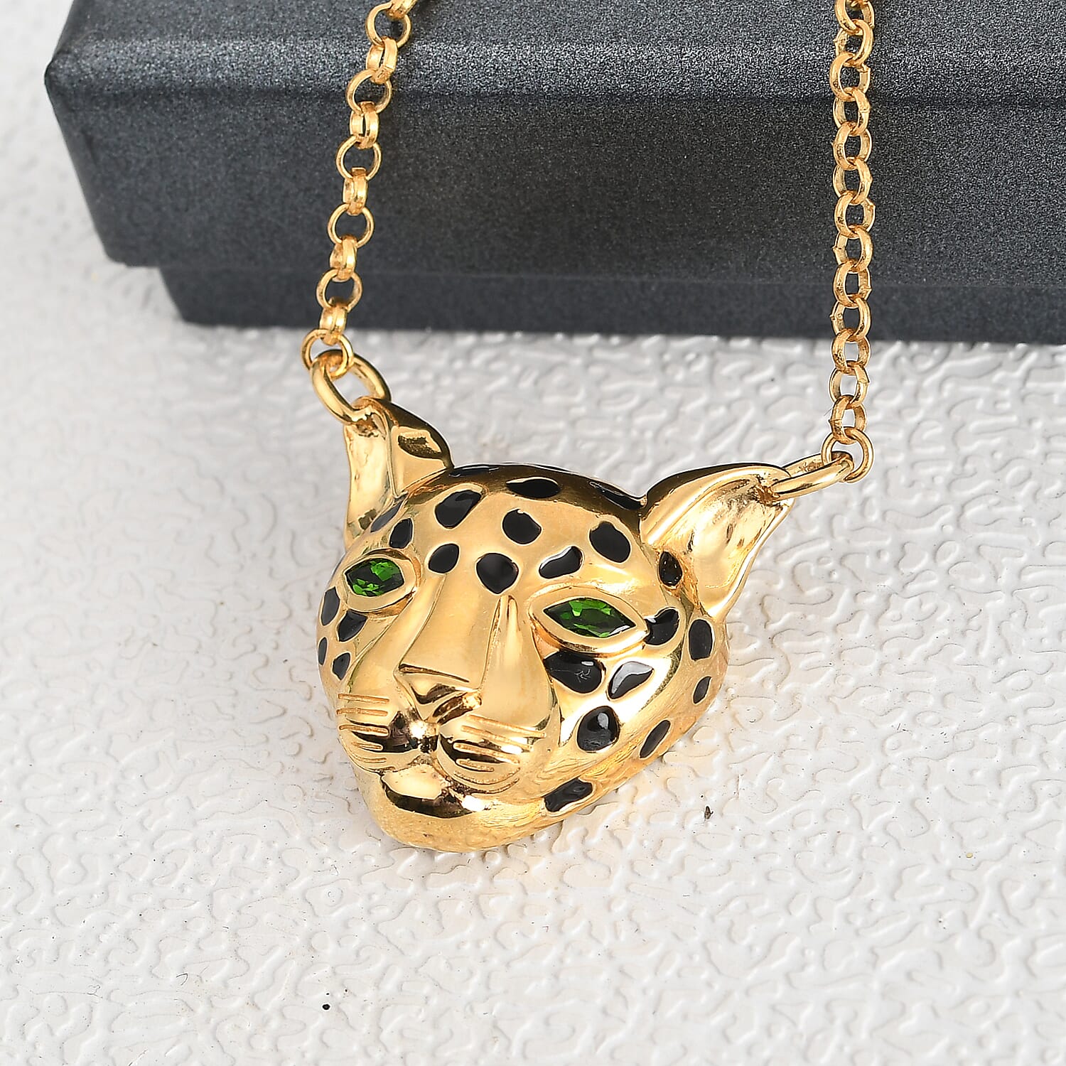 Sundays Child Chrome Diopside Enamelled Leopard Necklace (Size 18) in 14K Gold Overlay Sterling Silver, Silver wt 6.00 Gms