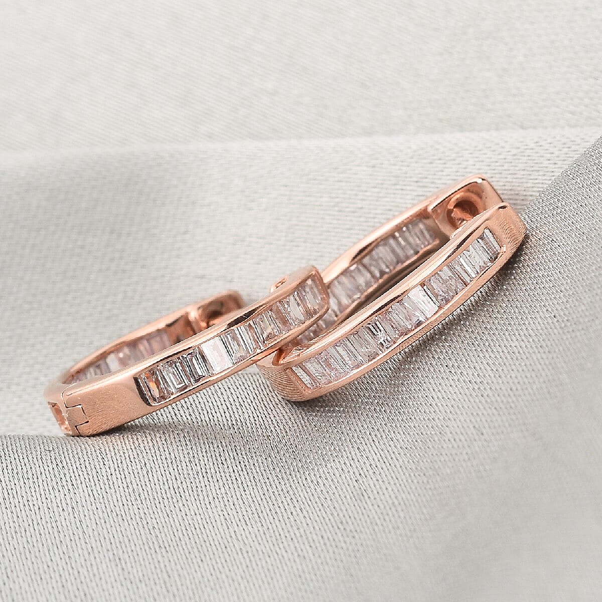 9K Rose Gold SGL Certified Natural Pink Diamond (I3) Hoop Earrings (with Clasp) 0.50 Ct.