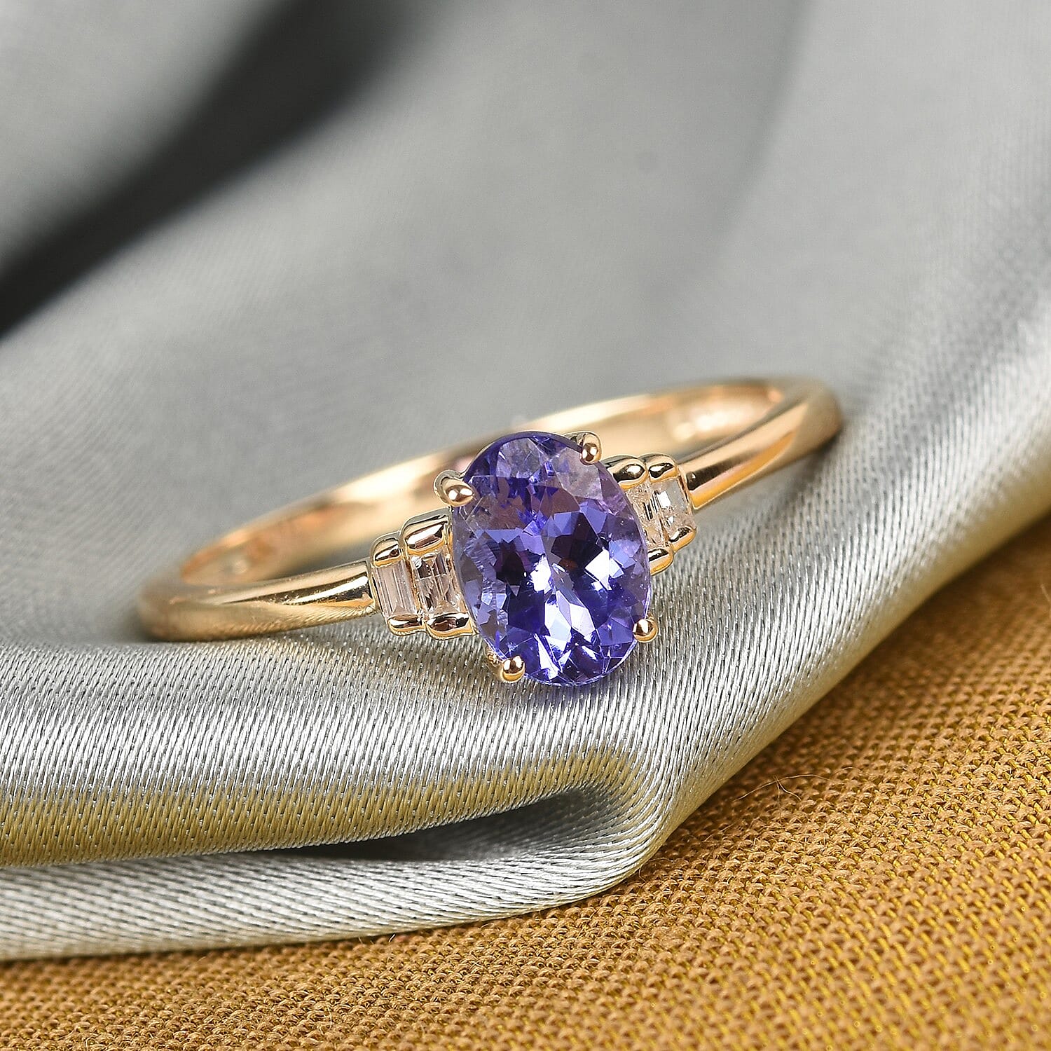 Aa 2024 tanzanite ring