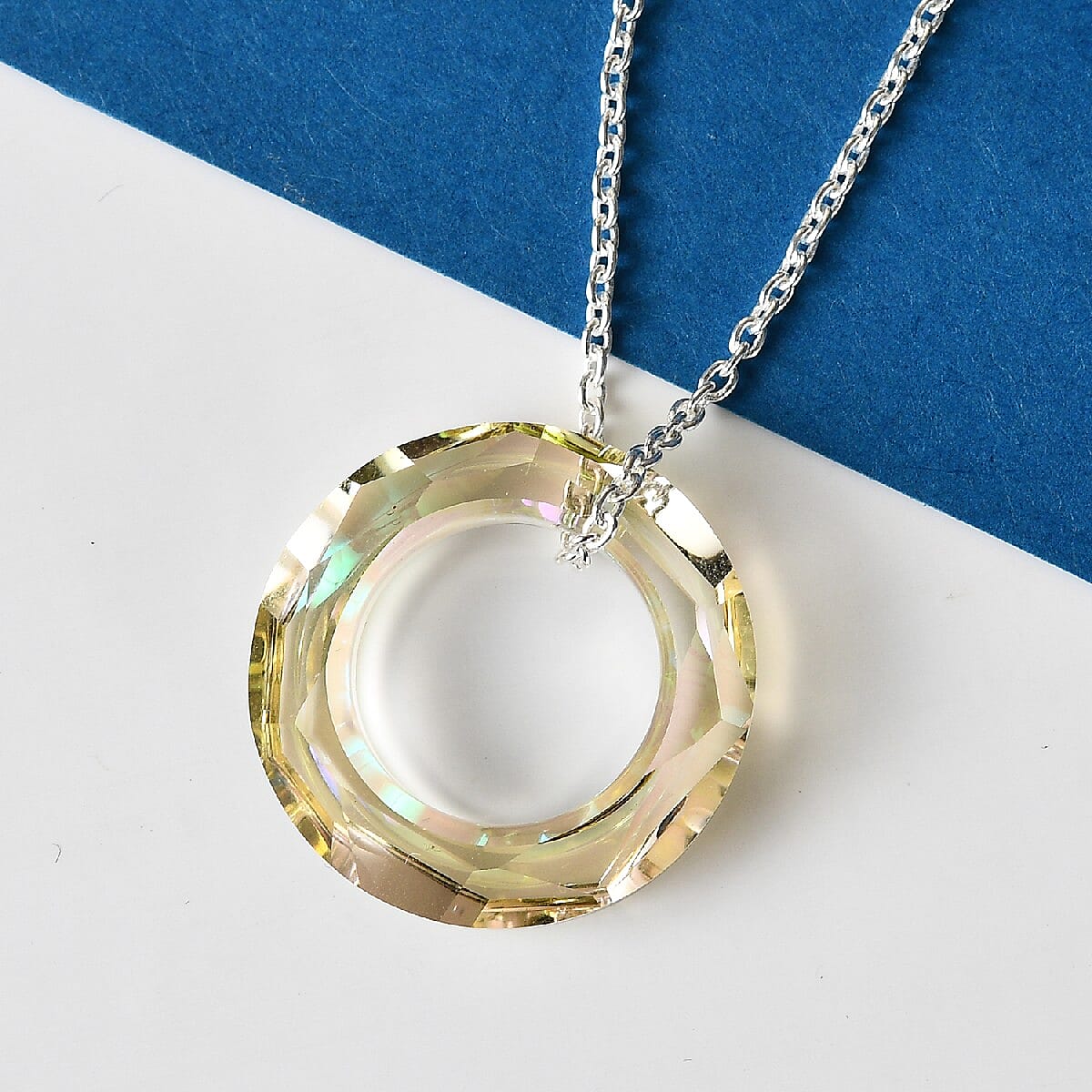 Lustro Stella  Lumingreen Crystal Pendant with Chain (Size 18) in Sterling Silver