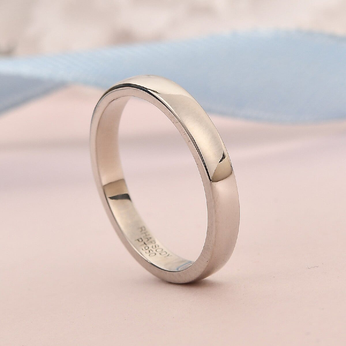 950 Platinum Band Ring