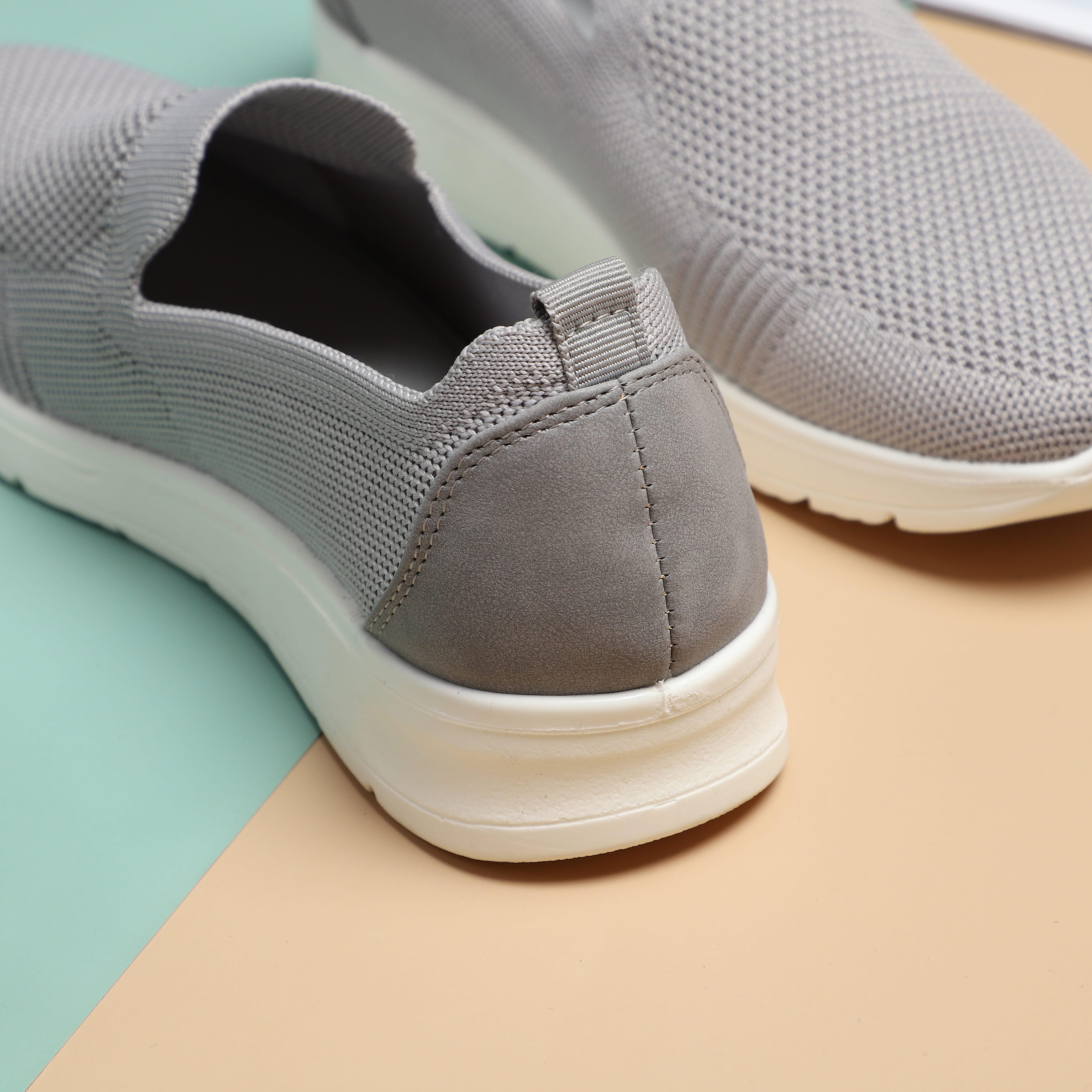 LA MAREY Flexible and Comfortable Women Shoes in Grey (Size 3)