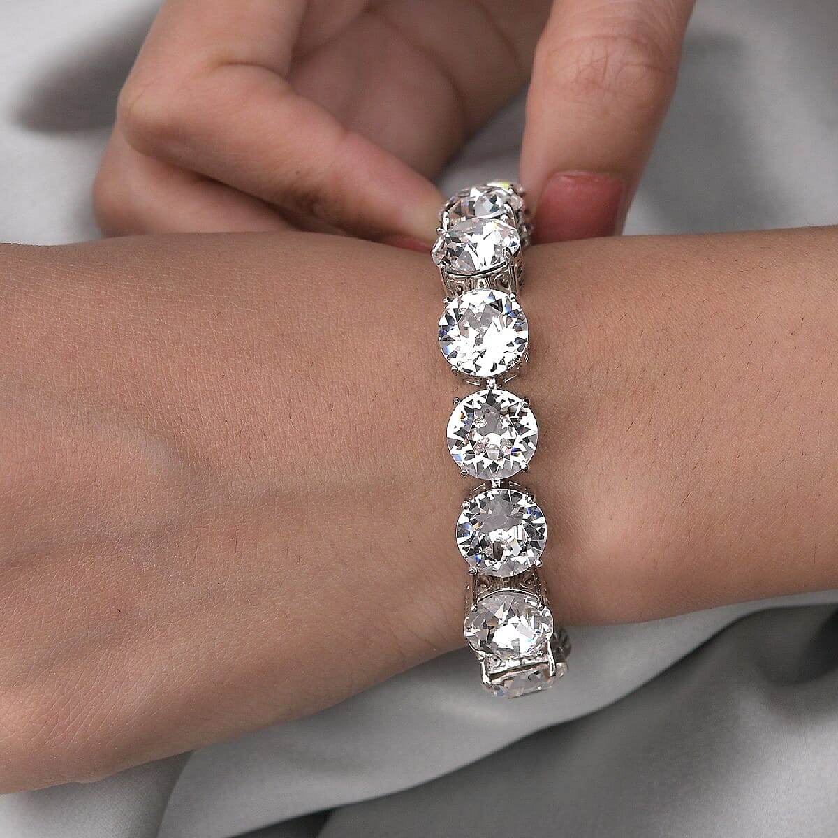 Lustro Stella White Crystal Bracelet (Size 7.5) in Platinum Tone