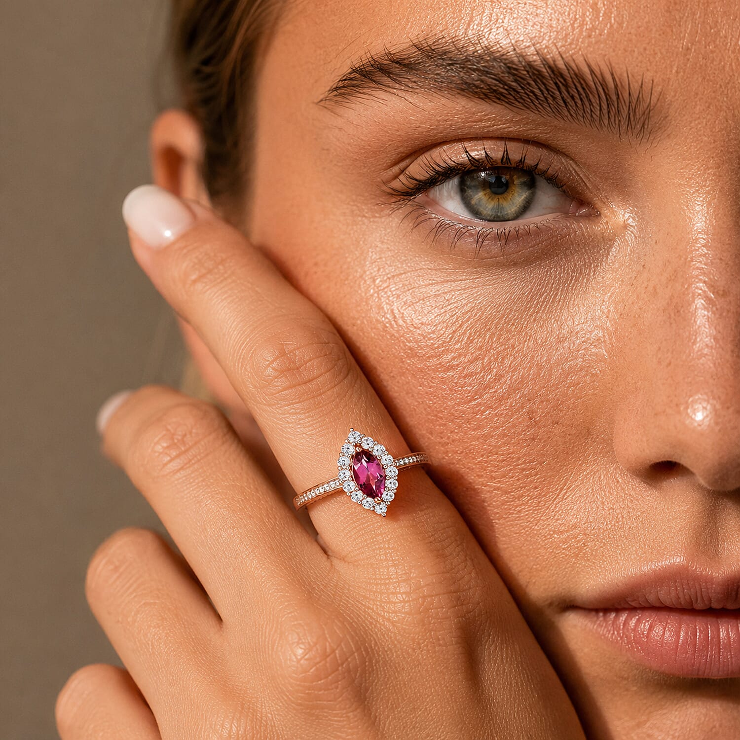 D'Joy - Tanzanian Wine Garnet and Natural Zircon Halo Ring in 18K Vermeil Rose Gold Plated Sterling Silver 1.00 Ct.