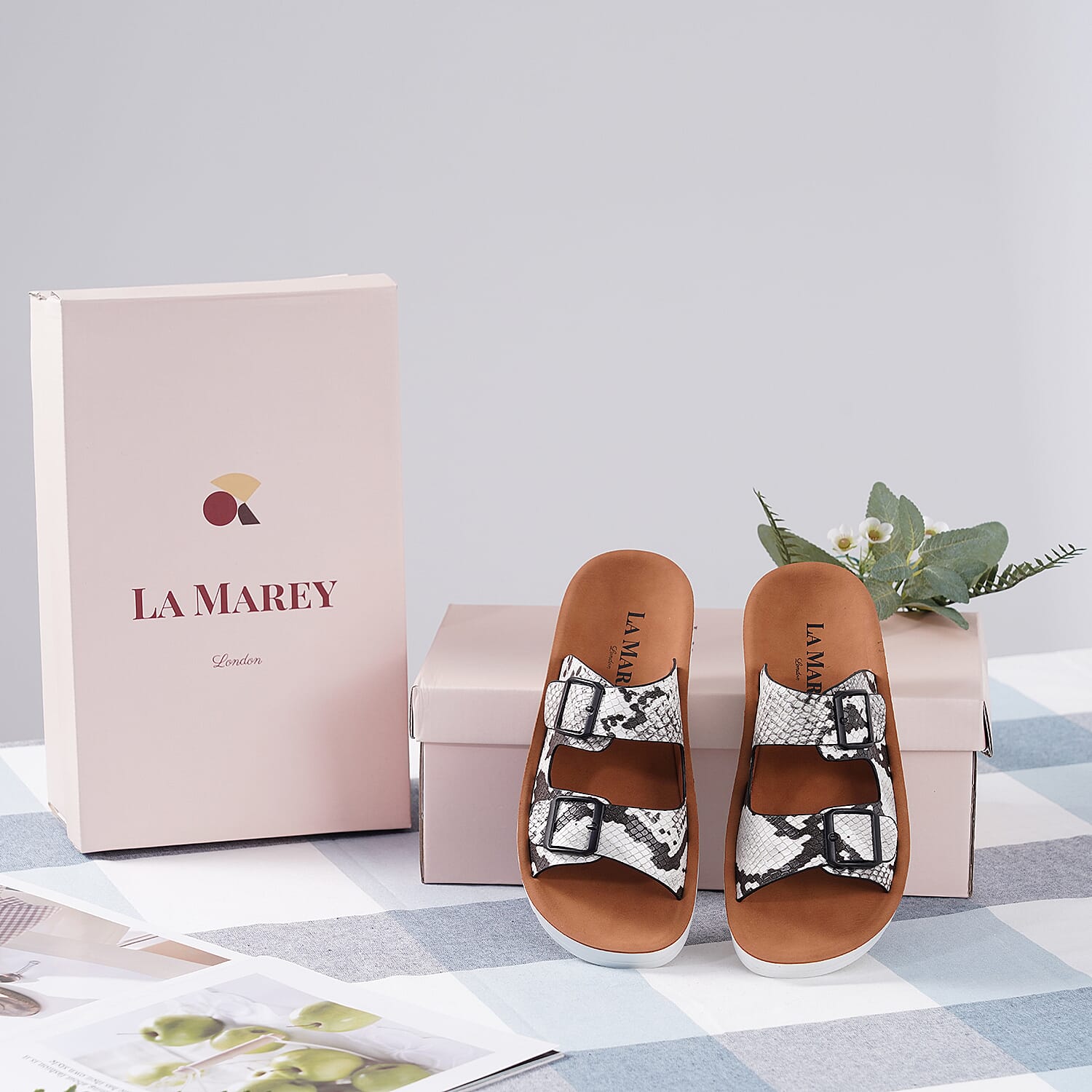 LA MAREY Snake Skin Pattern Two Strap Slip on Sandal (Size 3) - White