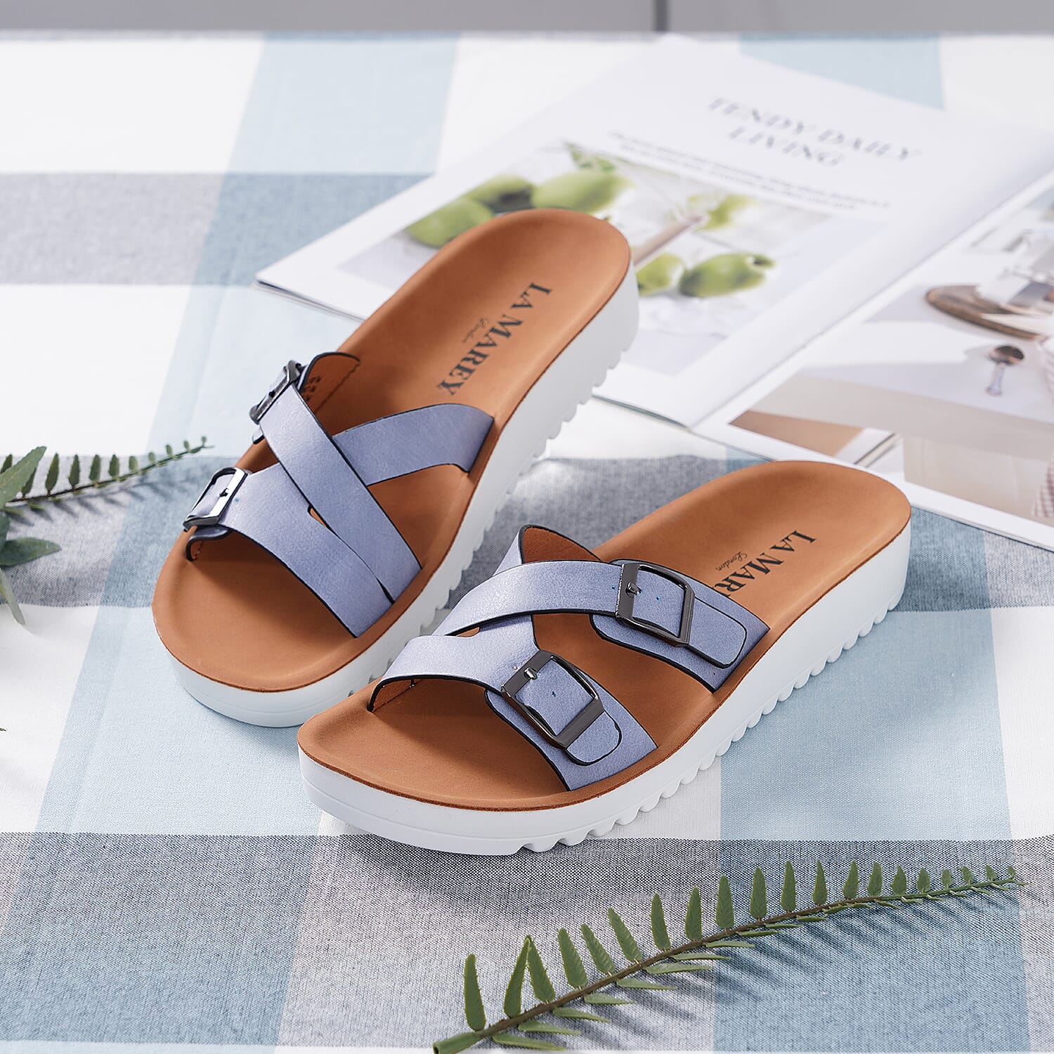 LA MAREY Criss Cross Pattern Two Strap Slippers (Size 3) - Blue