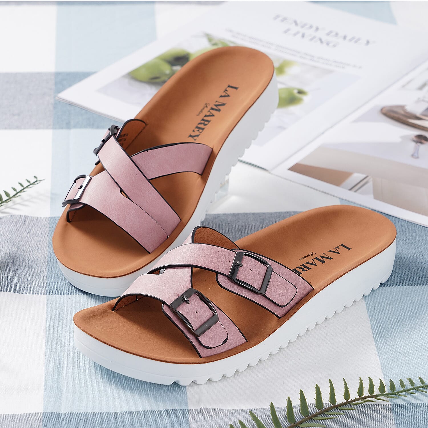 LA MAREY Criss Cross Pattern Two Strap Slippers (Size 3) - Blue