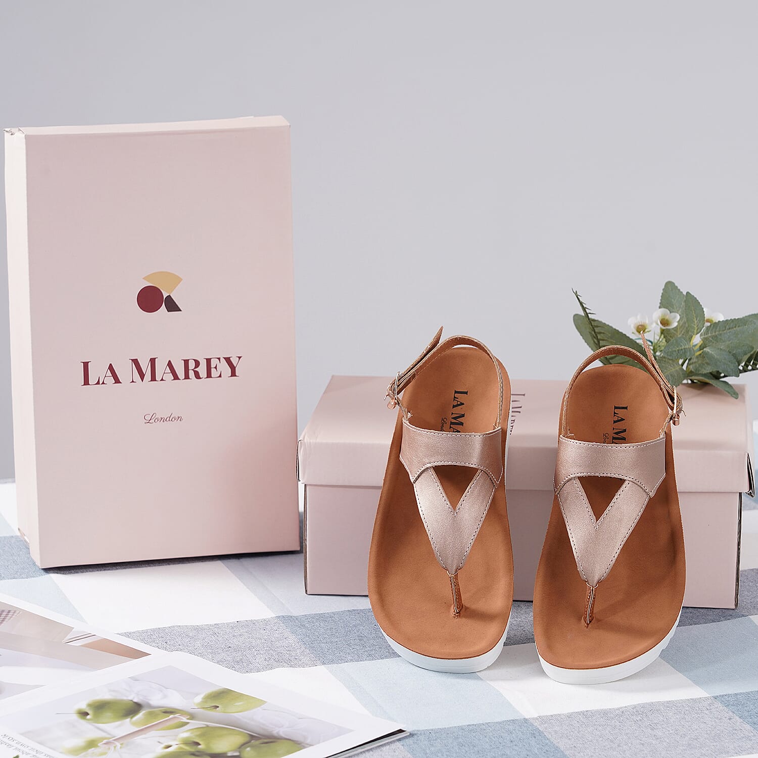 LA MAREY Open Toe Flat Women Sandals with Loop Strap Rose Gold