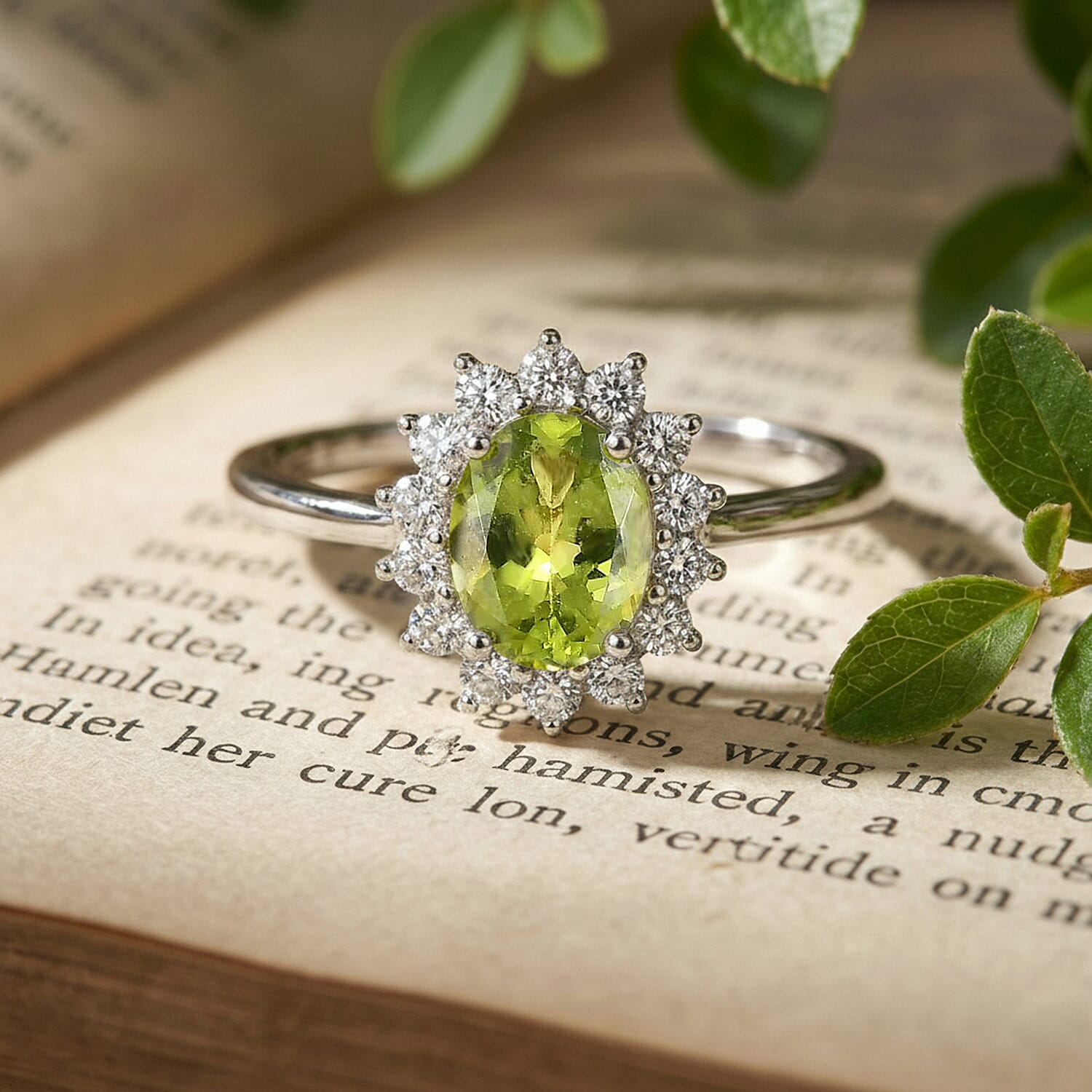 Princess Diana Inspired Halo Ring in Sterling Silver