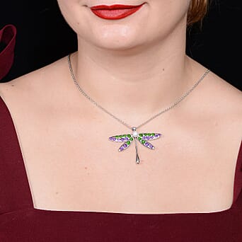 https://tjcuk.sirv.com/Products/38/1/3813414/Lucy-4.-870-Ct.-White-Freshwater-Pearl-Chrome-Diopside-and-Amethyst-D_3813414_1.jpg?w=342&h=342