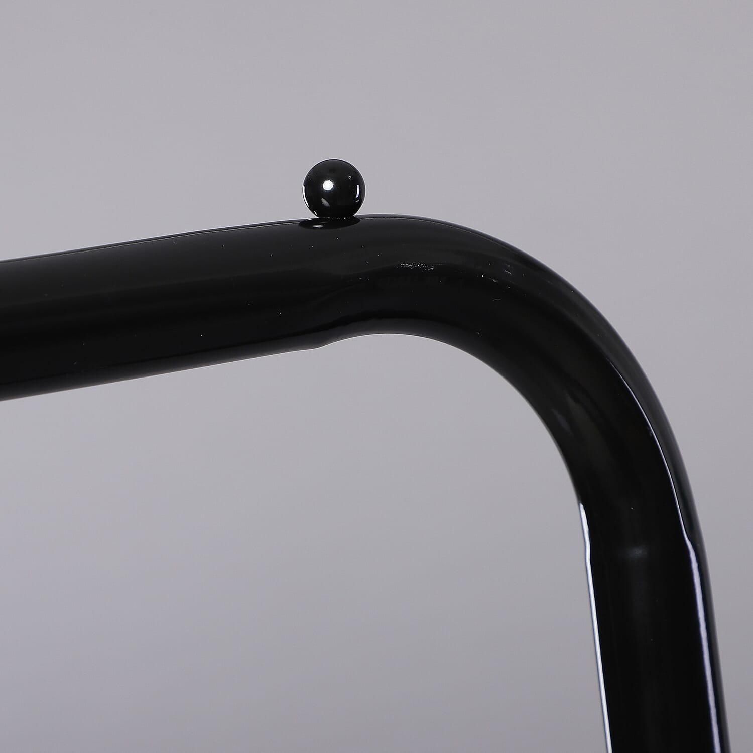 Stylish Garment Rack (Size 115x40x145 Cm) - Black