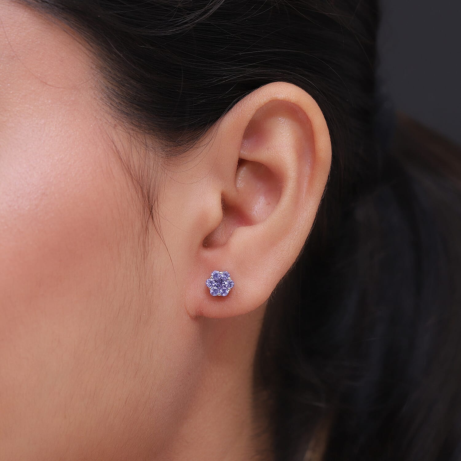 9K White Gold  Tanzanite Earring in Rhodium Overlay 0.94 ct,  Gold Wt. 1 Gms  0.935  Ct.