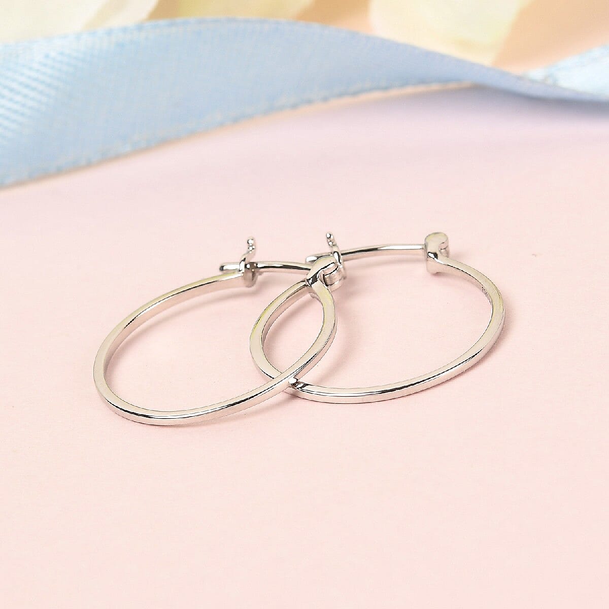 950 Platinum Hoop Earrings