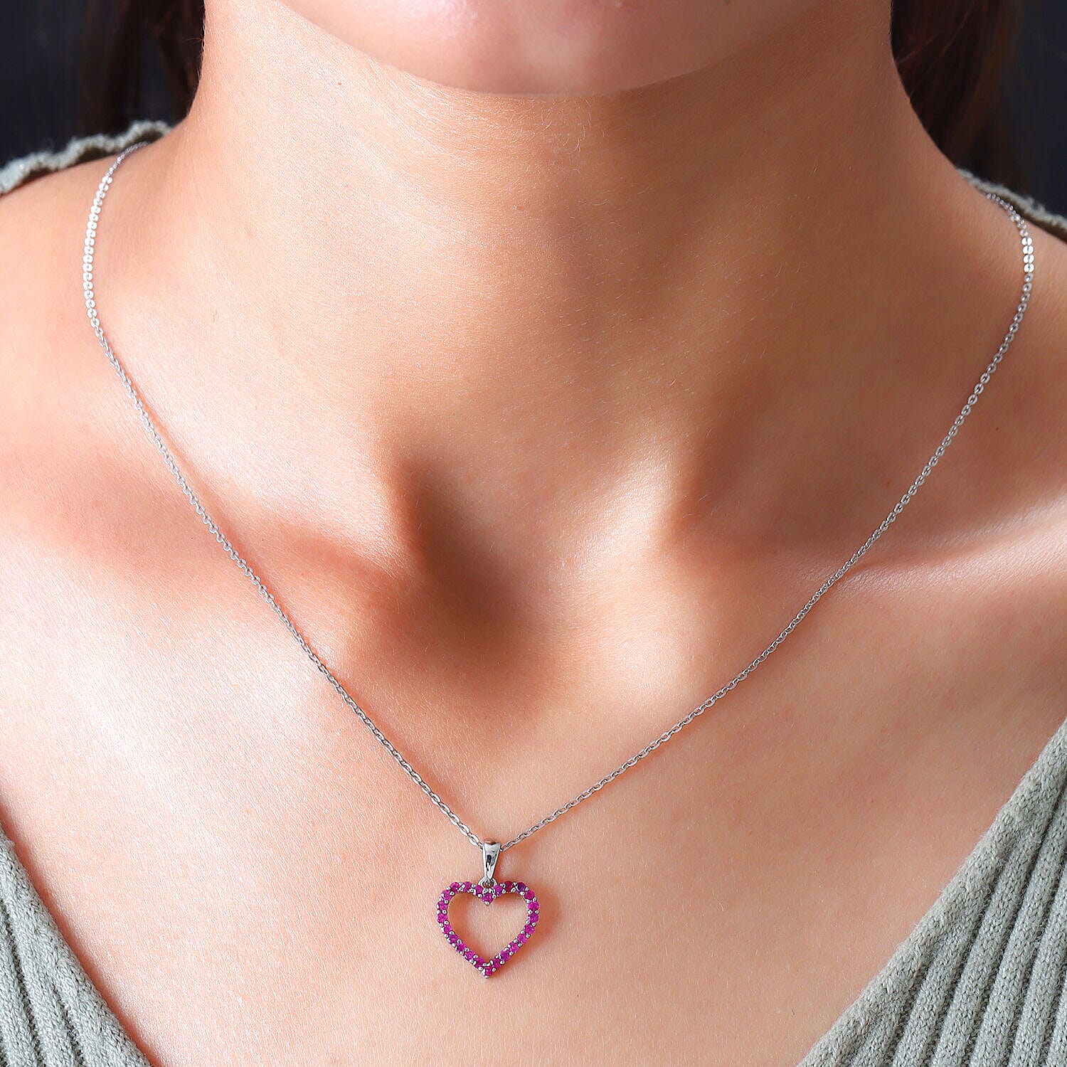 RHAPSODY 950 Platinum AAAA Ruby Heart Pendant