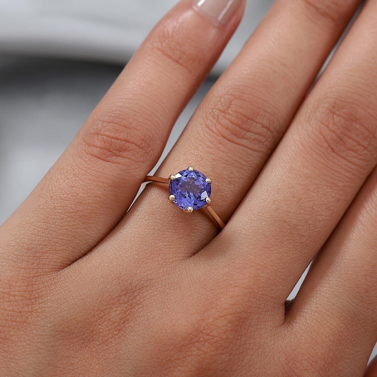 9K Yellow Gold Premium Round Cut Tanzanite Solitaire Ring 2.00 Ct.