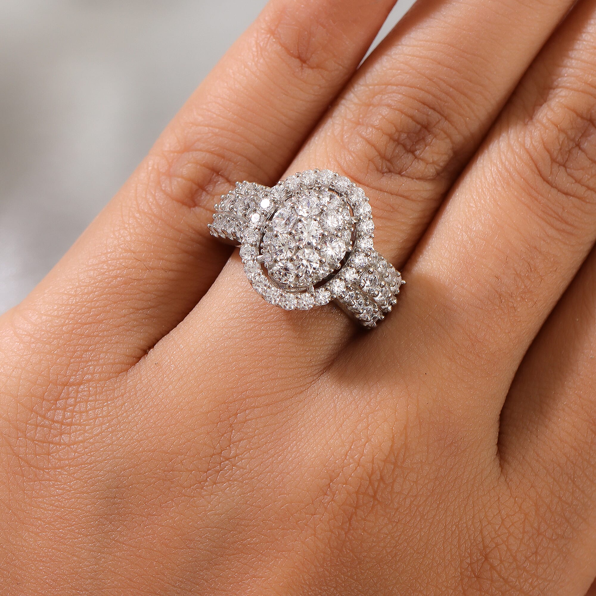 Lustro Stella Platinum Overlay Sterling Silver Cluster Ring Made with Finest CZ 3.80 Ct, Silver wt. 5.00 Gms