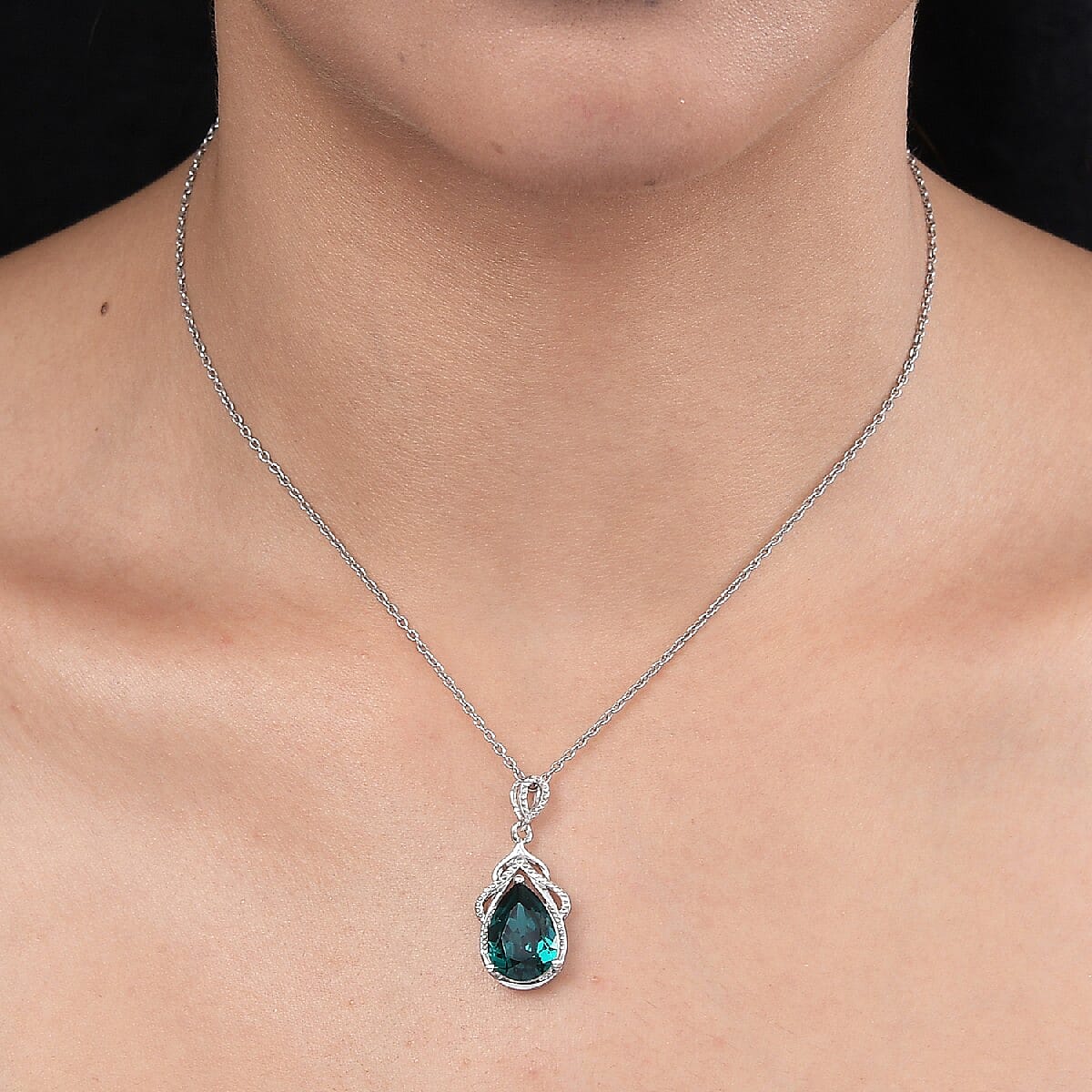 Lustro Stella - Emerald Colour Crystal Solitaire Pendant in Platinum Overlay Sterling Silver