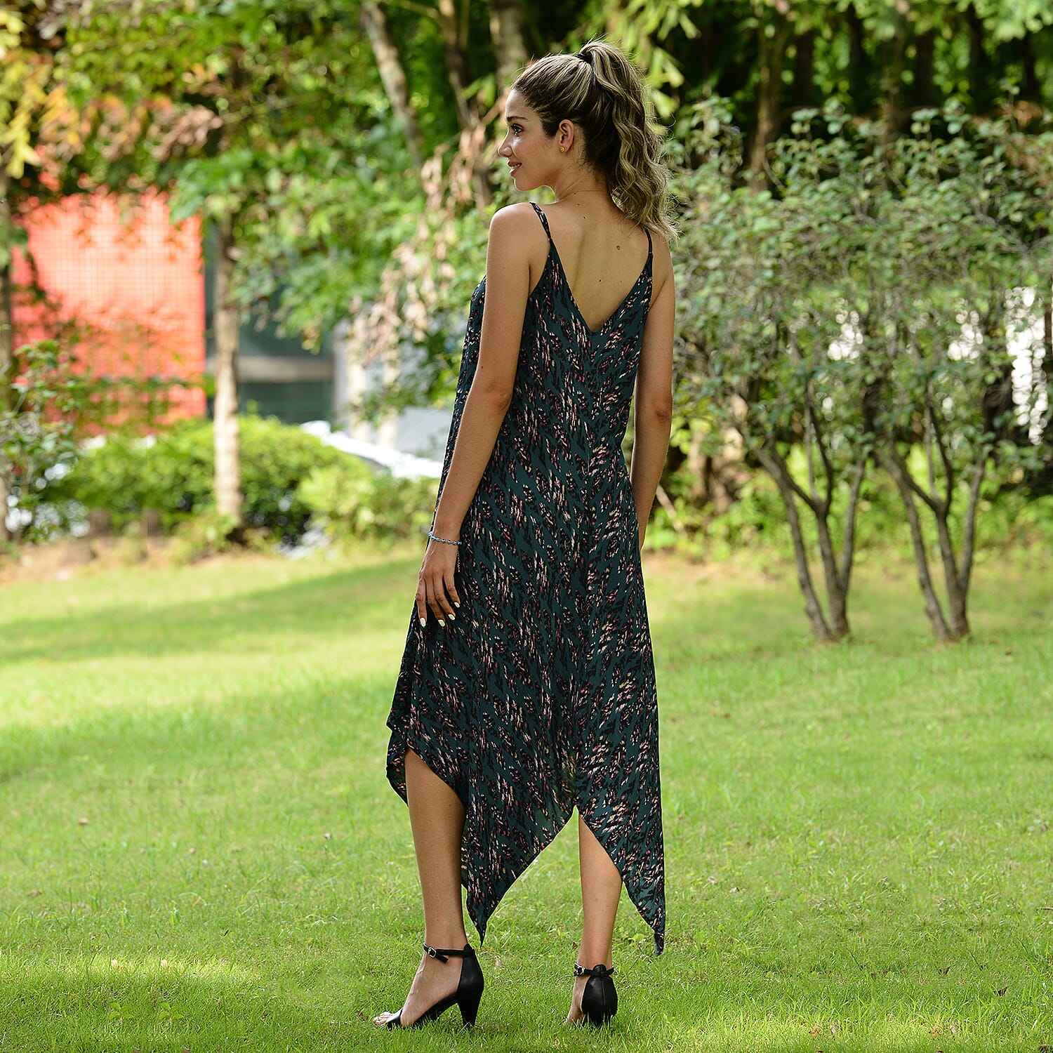 LA MAREY 100% Viscose Floral Pattern Slip Dress - Black and White