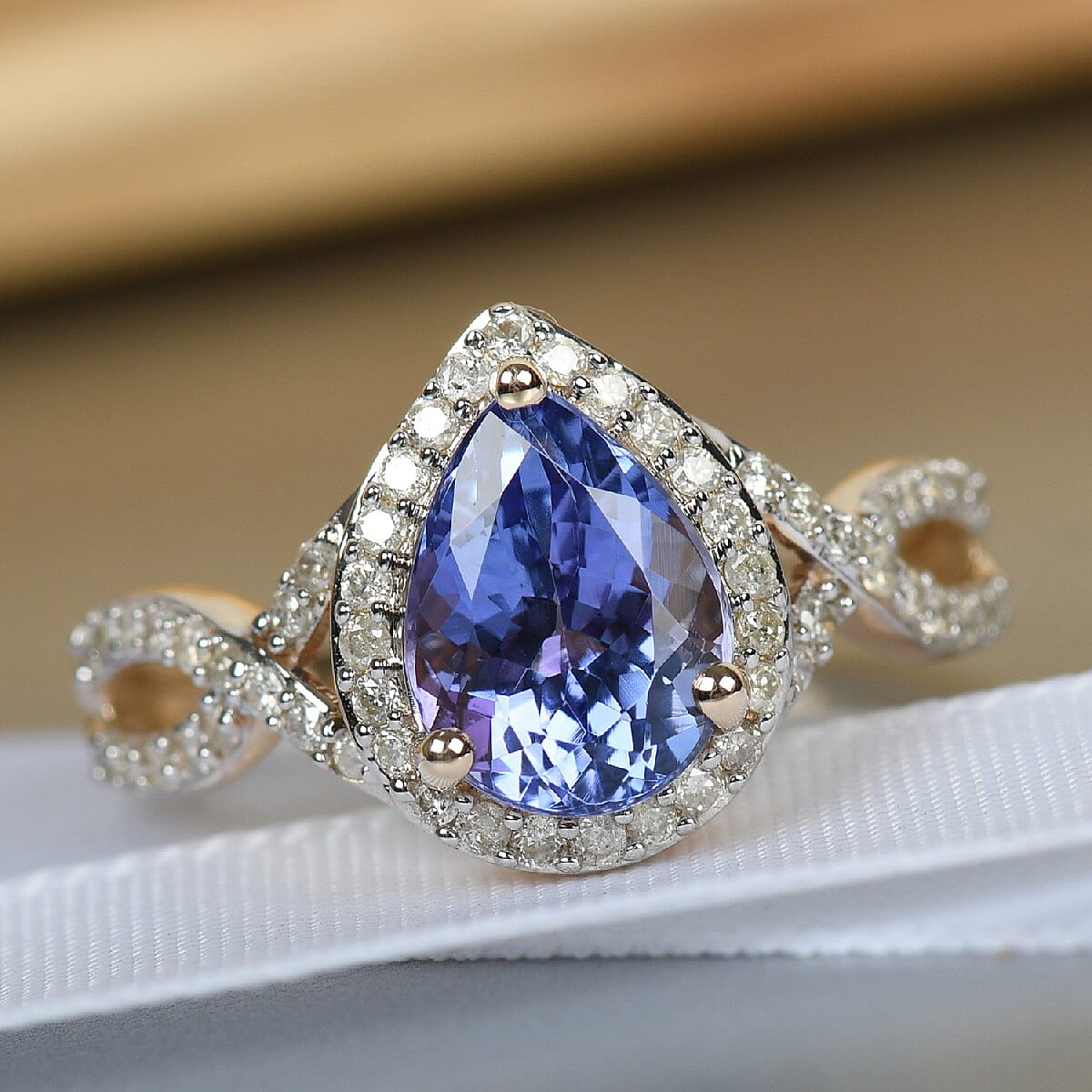 9K Yellow Gold Tanzanite and Diamond Ring 2.00 Ct.