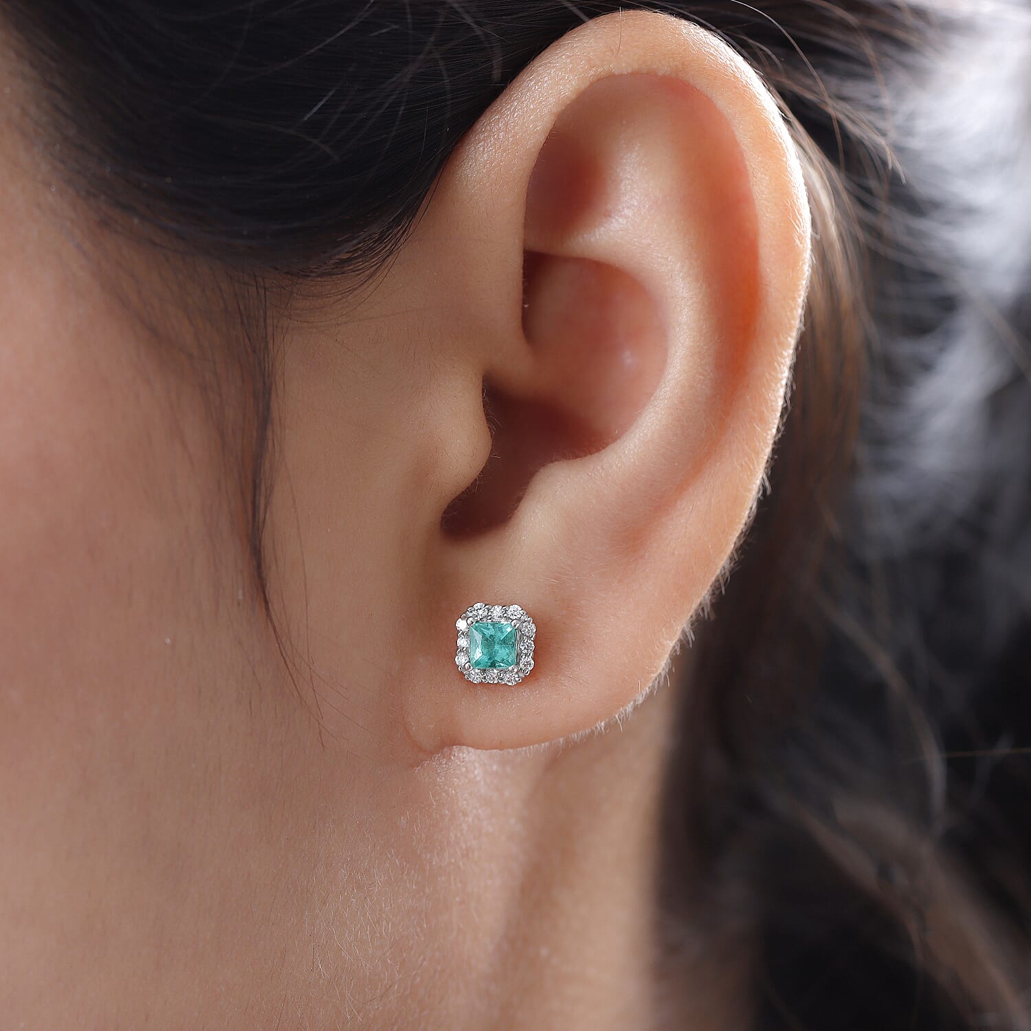 RHAPSODY 950 Platinum AAAA Boyaca Colombian Emerald and Diamond( VS-E-F)Stud Earrings (With Screw Back)