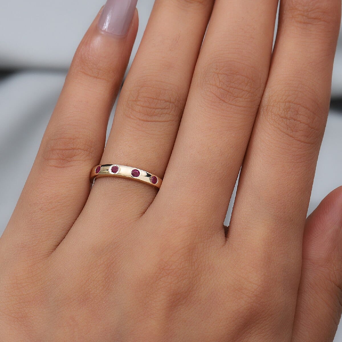 9K Yellow Gold Ruby Band Ring