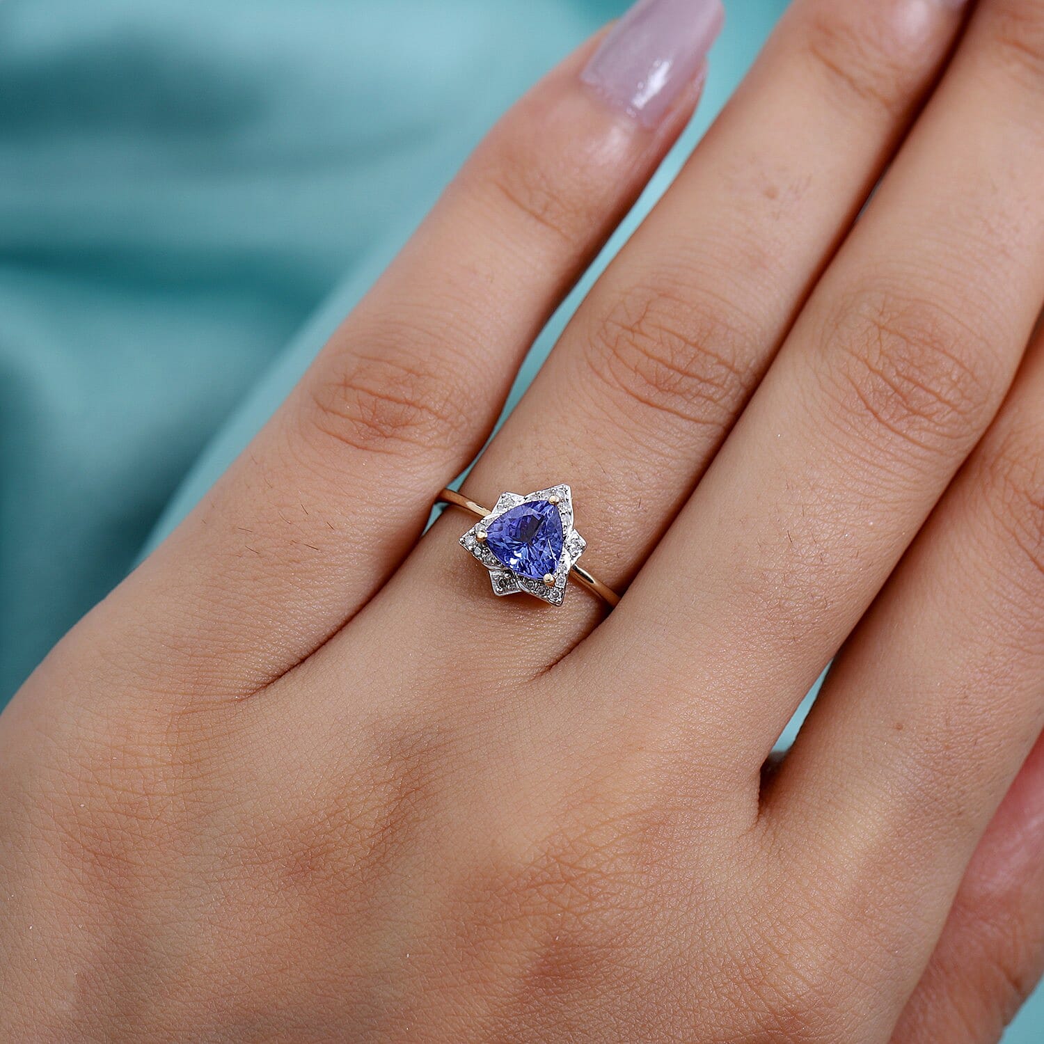GP Tulip Italian Garden Collection 9K Yellow Gold  Tanzanite, Diamond Ring 1.10 Ct.