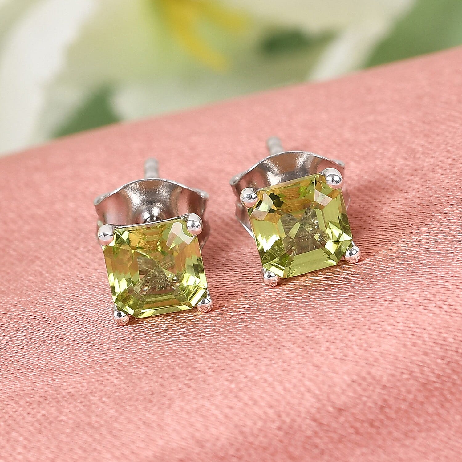 Hebei Peridot (Ascher Cut) Solitaire Earrings in Platinum Overlay Sterling Silver 1.34 Ct