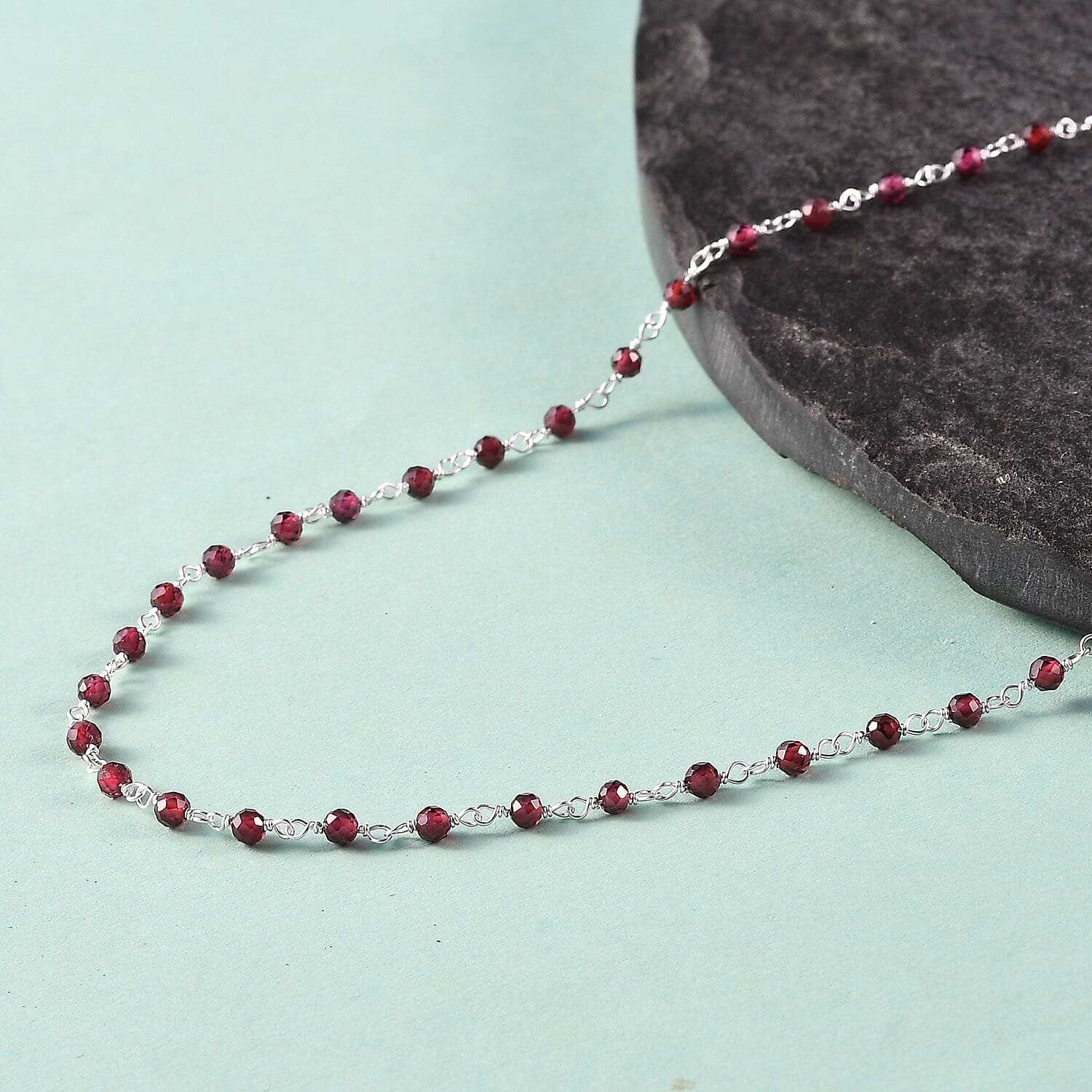 One Time Deal-  Faceted Rhodolite Garnet Station Beads Necklace (Size 18) in Sterling Silver 12.50 Ct.